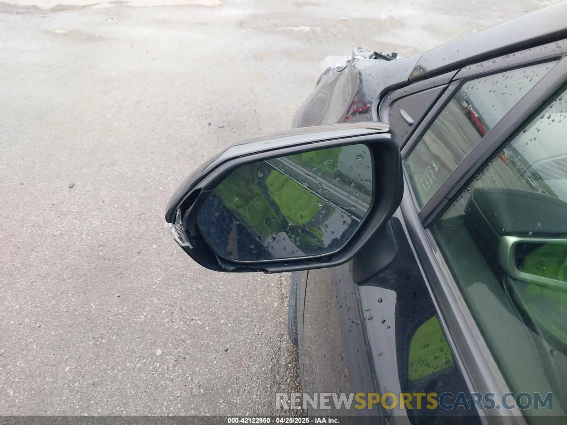 18 Photograph of a damaged car JTNK4RBEXK3041548 TOYOTA COROLLA 2019