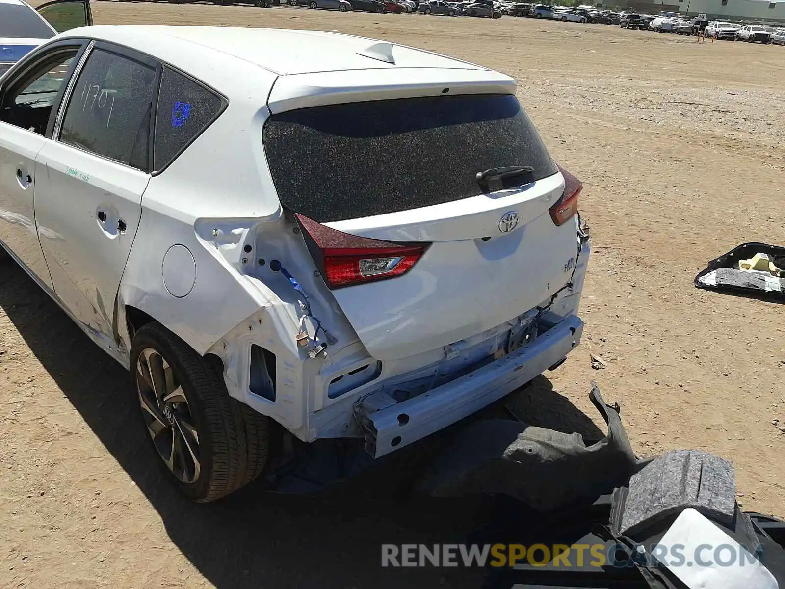 9 Photograph of a damaged car JTNKARJE8JJ563230 TOYOTA COROLLA 2019