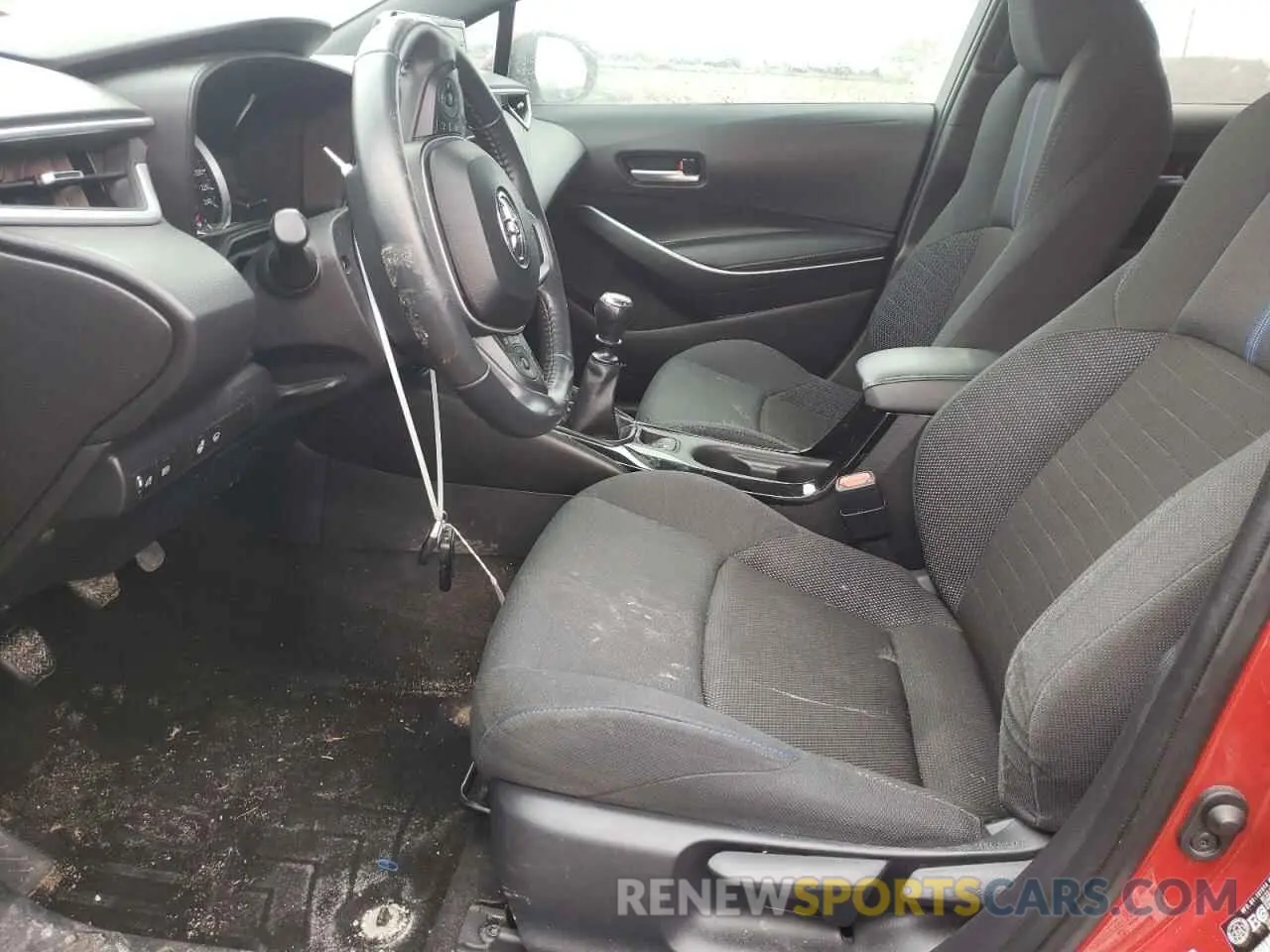 7 Photograph of a damaged car 5YFB4RBE5LP018675 TOYOTA COROLLA 2020