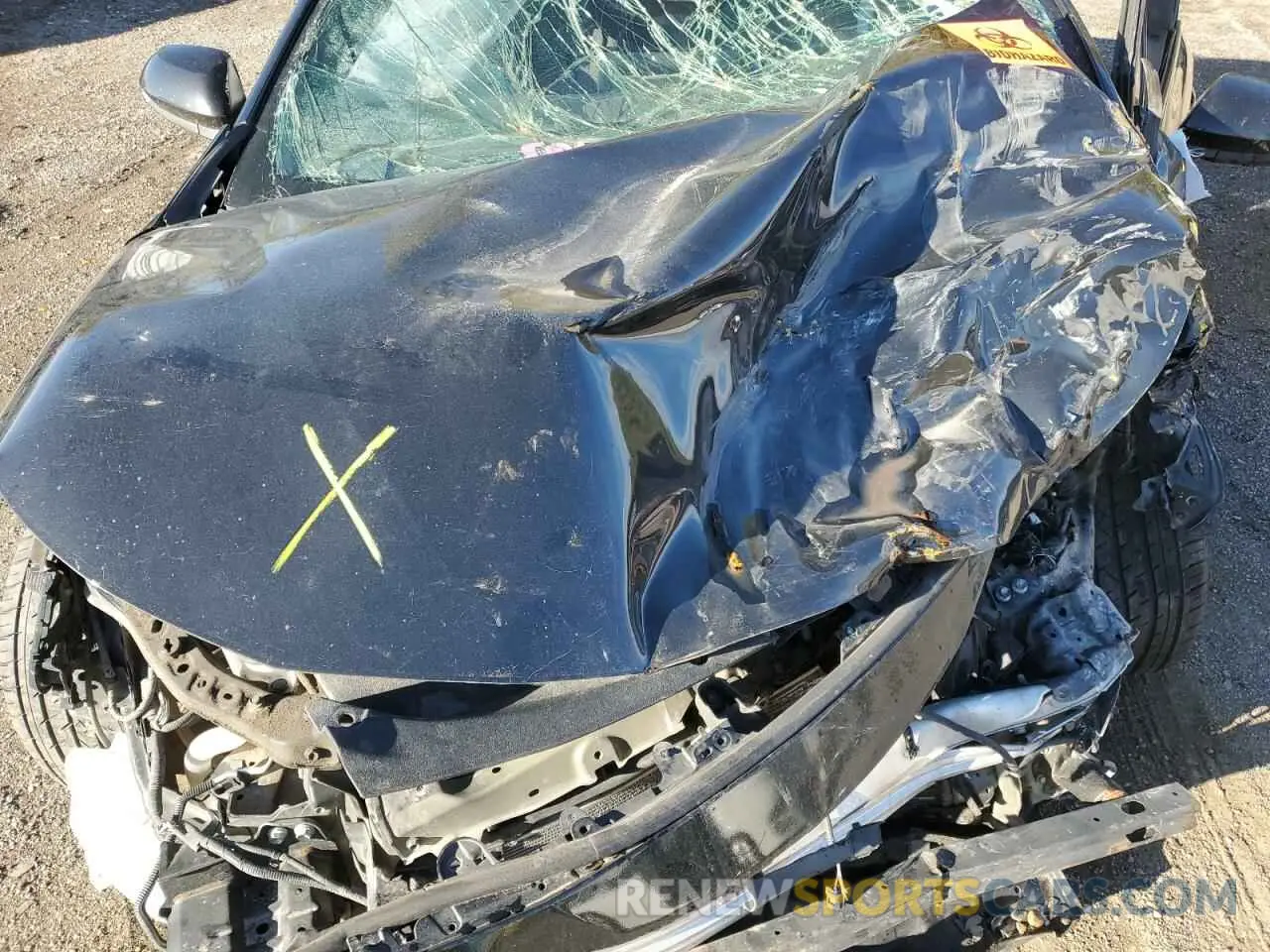 11 Photograph of a damaged car 5YFB4RBE7LP052620 TOYOTA COROLLA 2020