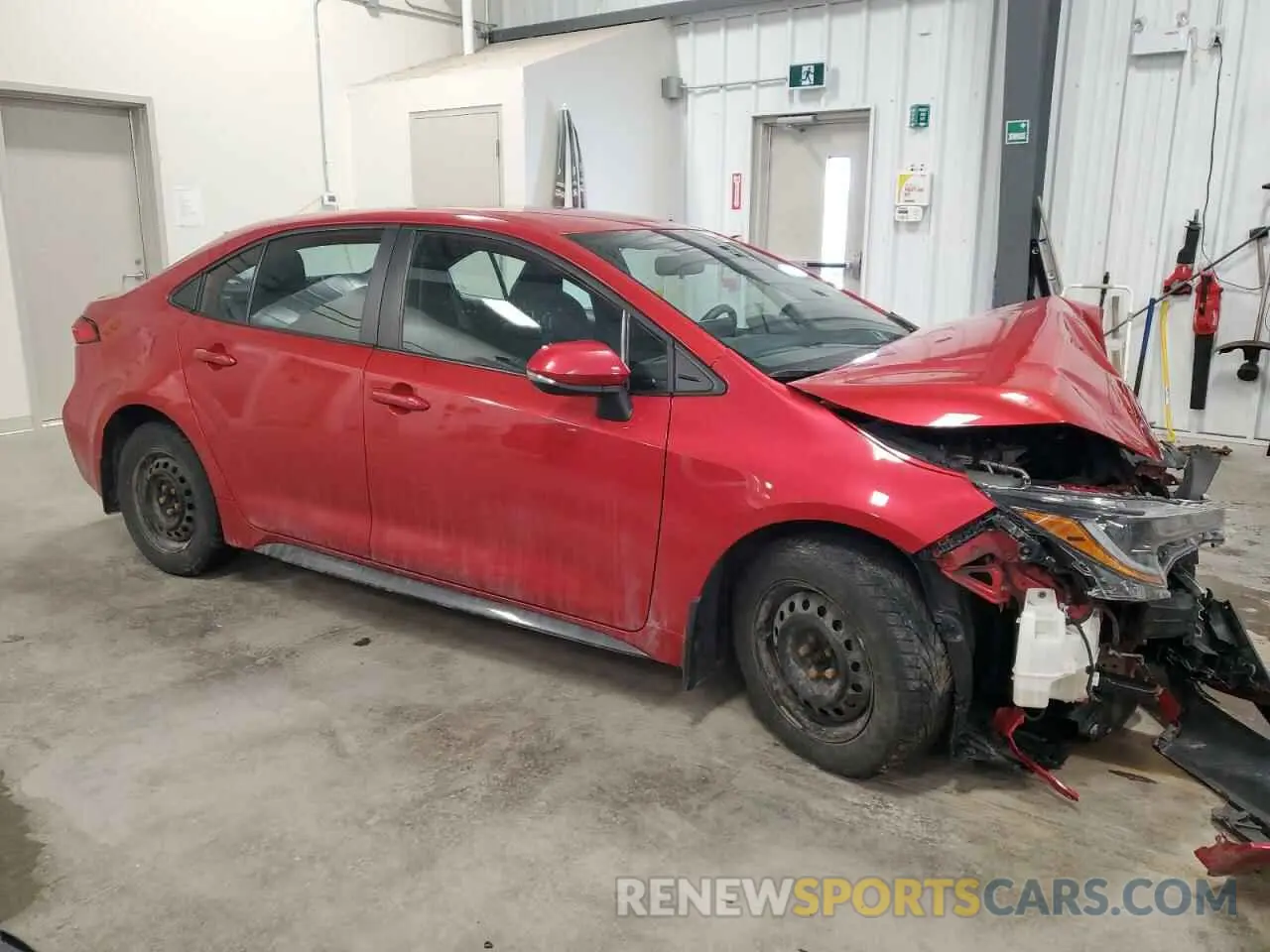 4 Photograph of a damaged car 5YFB4RBE9LP024558 TOYOTA COROLLA 2020