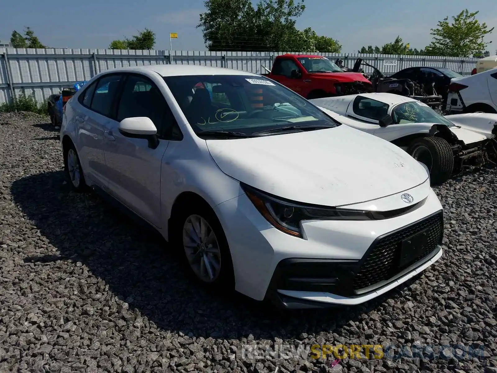 1 Photograph of a damaged car 5YFB4RBEXLP016162 TOYOTA COROLLA 2020