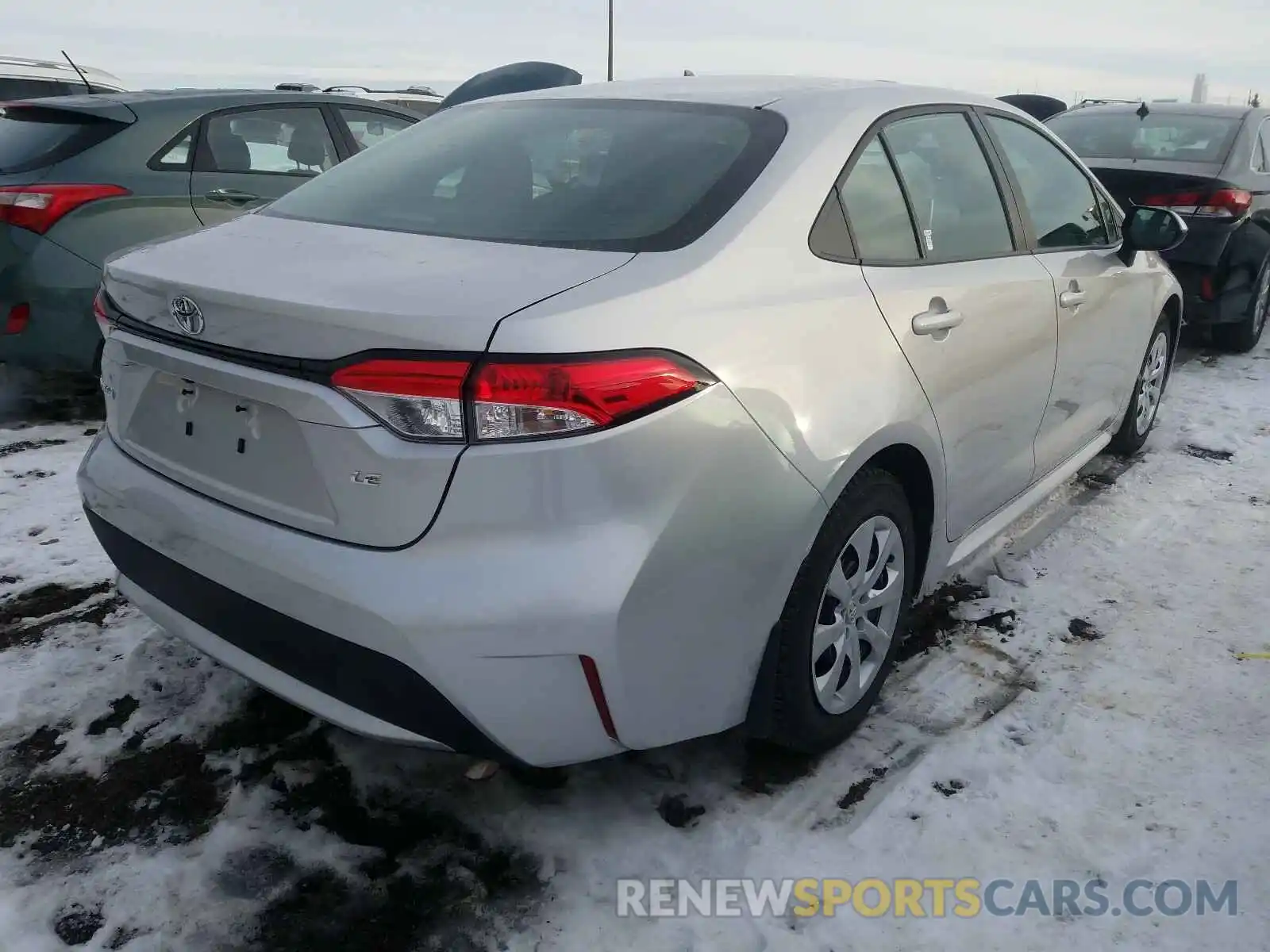 4 Photograph of a damaged car 5YFBPRBE5LP012317 TOYOTA COROLLA 2020