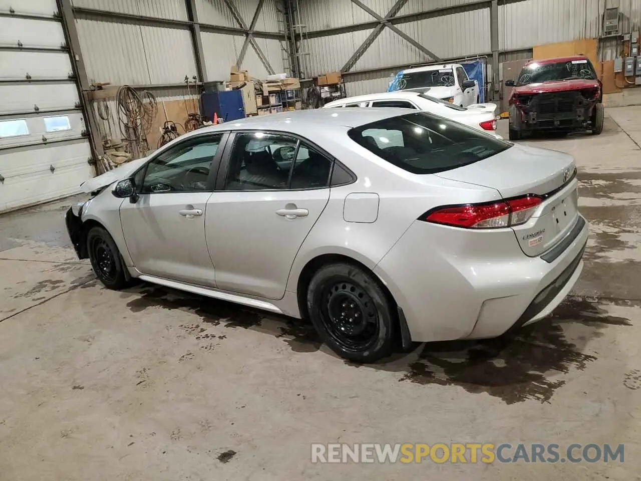 2 Photograph of a damaged car 5YFBPRBE6LP010897 TOYOTA COROLLA 2020