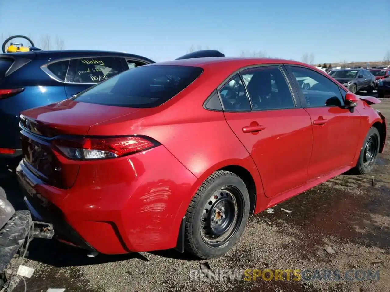 4 Photograph of a damaged car 5YFBPRBE6LP034021 TOYOTA COROLLA 2020