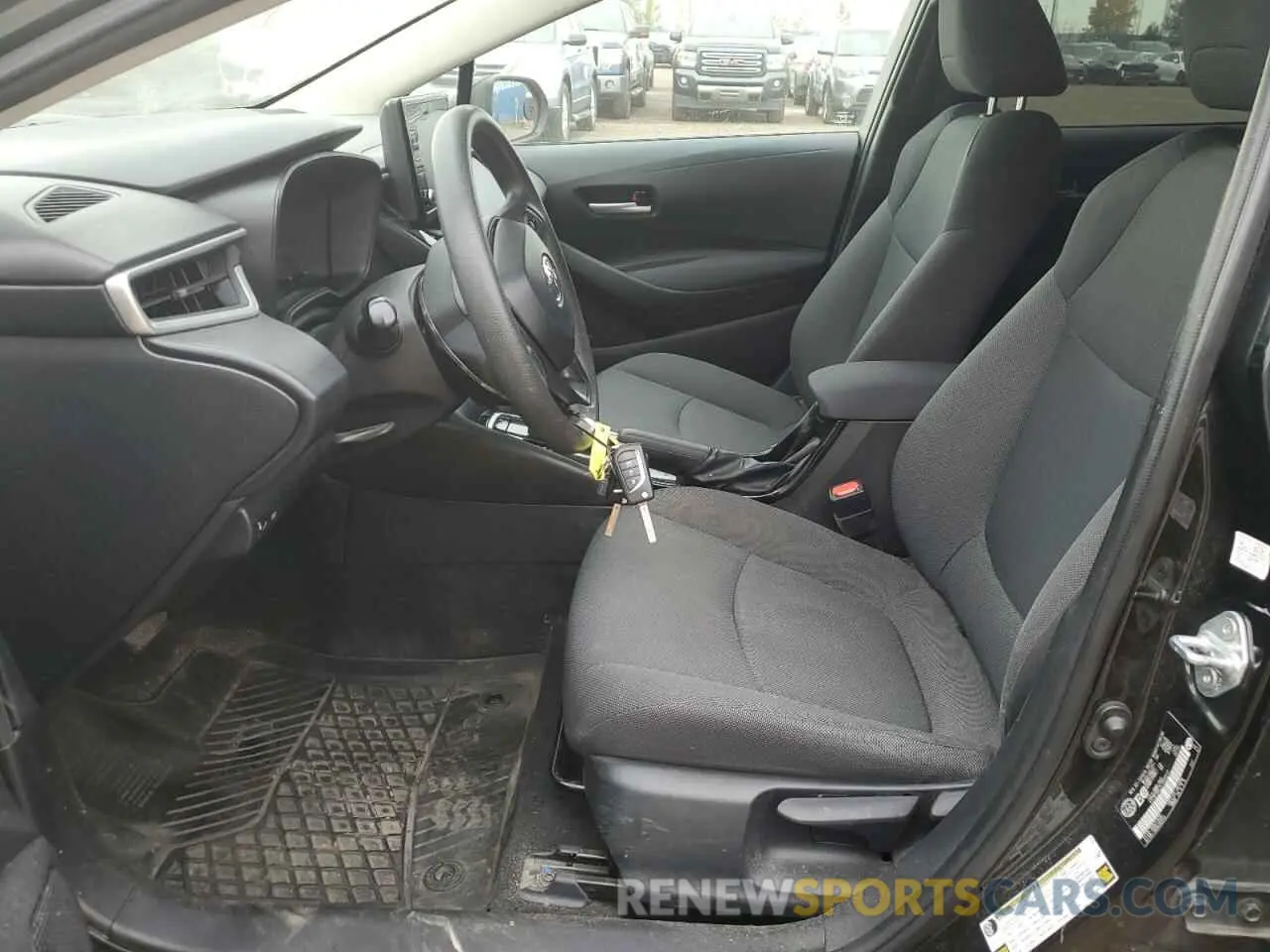 7 Photograph of a damaged car 5YFBPRBE7LP022217 TOYOTA COROLLA 2020