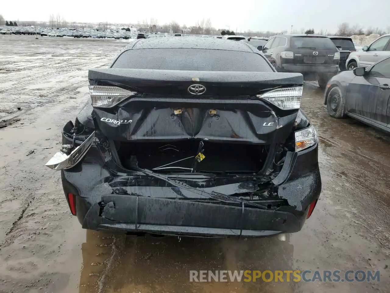 6 Photograph of a damaged car 5YFBPRBE7LP051457 TOYOTA COROLLA 2020
