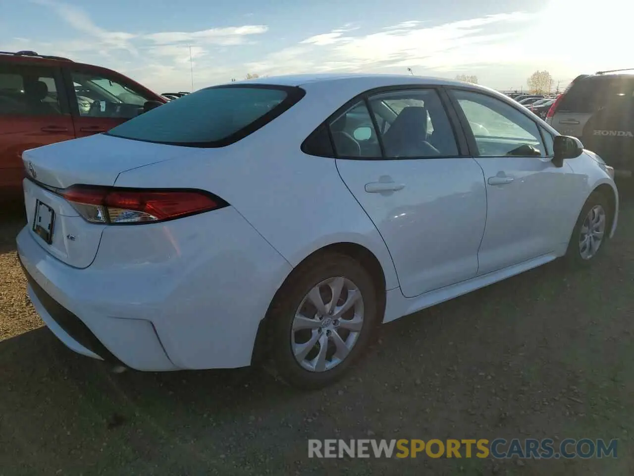 3 Photograph of a damaged car 5YFBPRBEXLP012233 TOYOTA COROLLA 2020