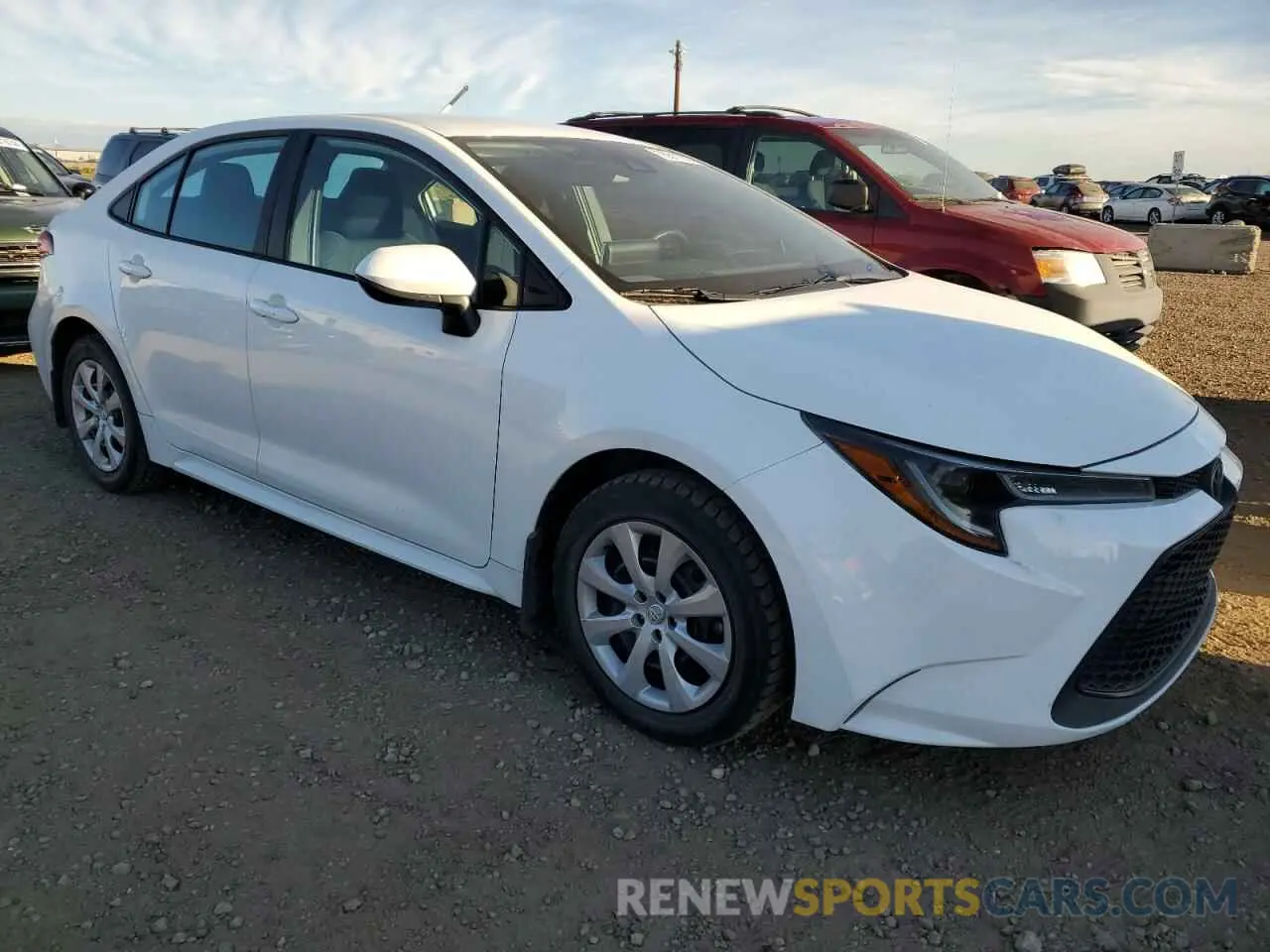 4 Photograph of a damaged car 5YFBPRBEXLP012233 TOYOTA COROLLA 2020