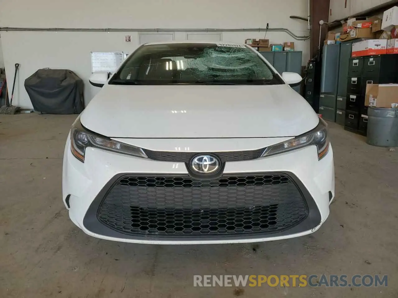 5 Photograph of a damaged car 5YFBPRBEXLP111652 TOYOTA COROLLA 2020