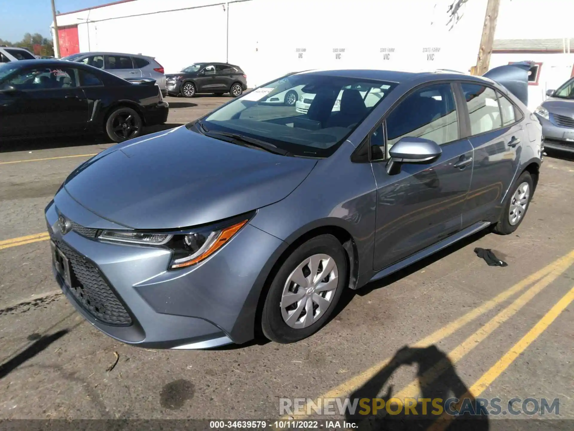 2 Photograph of a damaged car 5YFDPRAE1LP069978 TOYOTA COROLLA 2020