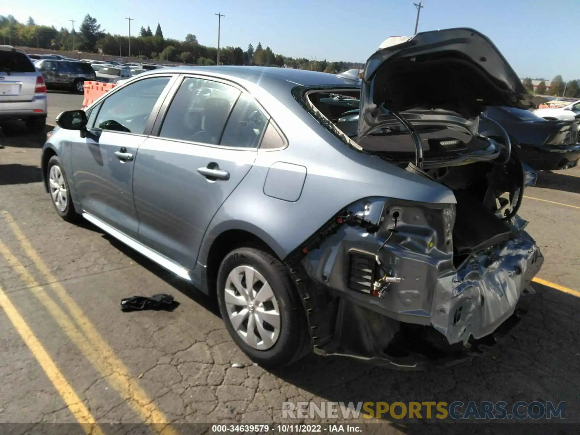 3 Photograph of a damaged car 5YFDPRAE1LP069978 TOYOTA COROLLA 2020