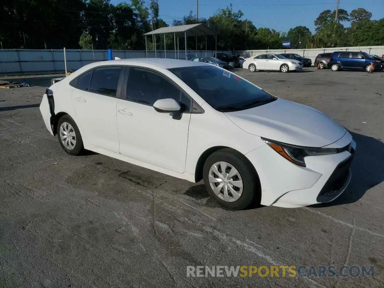 4 Photograph of a damaged car 5YFDPRAE1LP072590 TOYOTA COROLLA 2020
