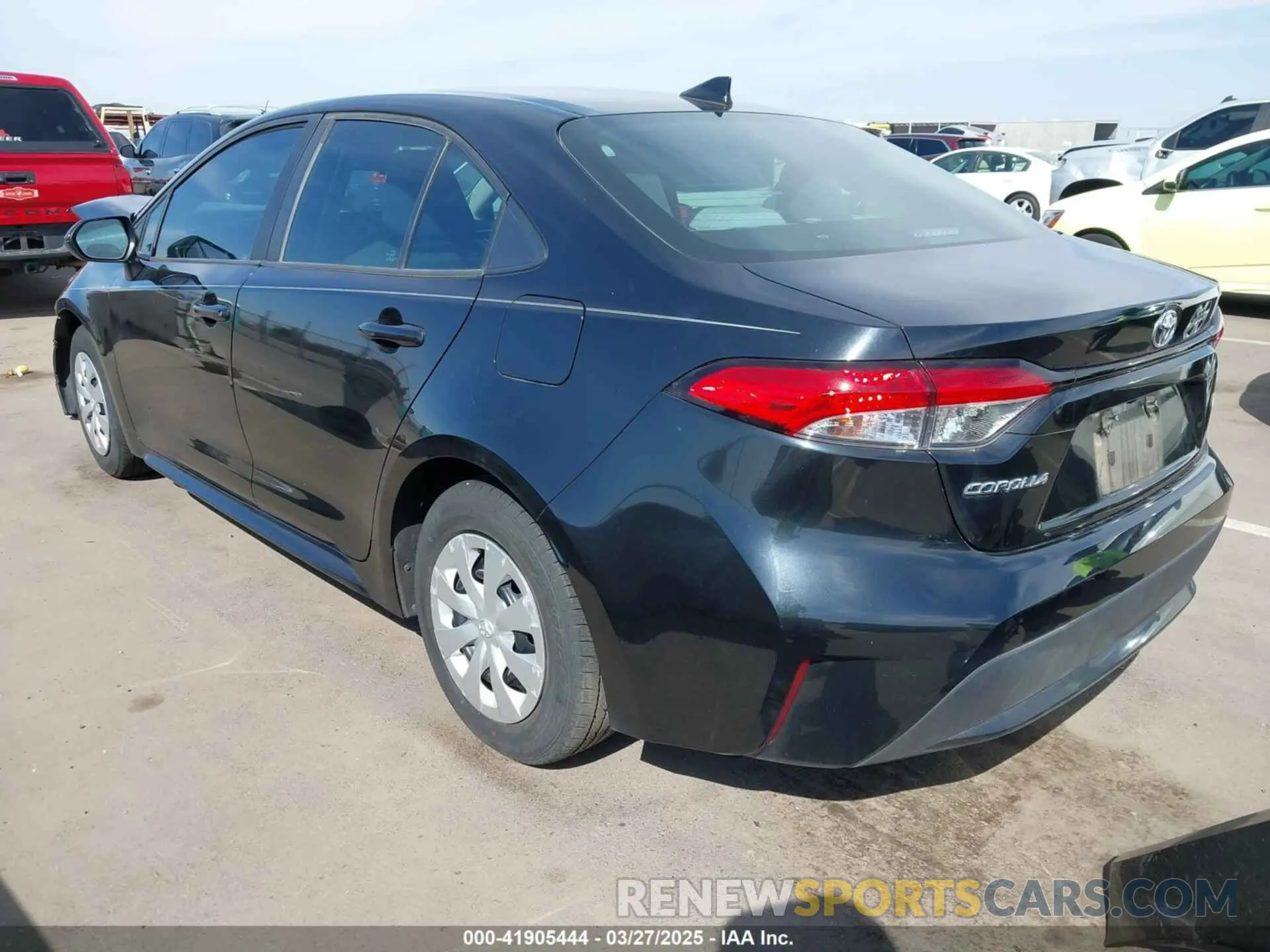3 Photograph of a damaged car 5YFDPRAE2LP073568 TOYOTA COROLLA 2020