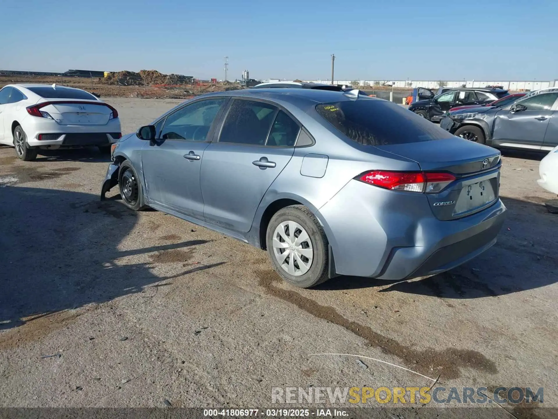 3 Photograph of a damaged car 5YFDPRAE2LP129573 TOYOTA COROLLA 2020