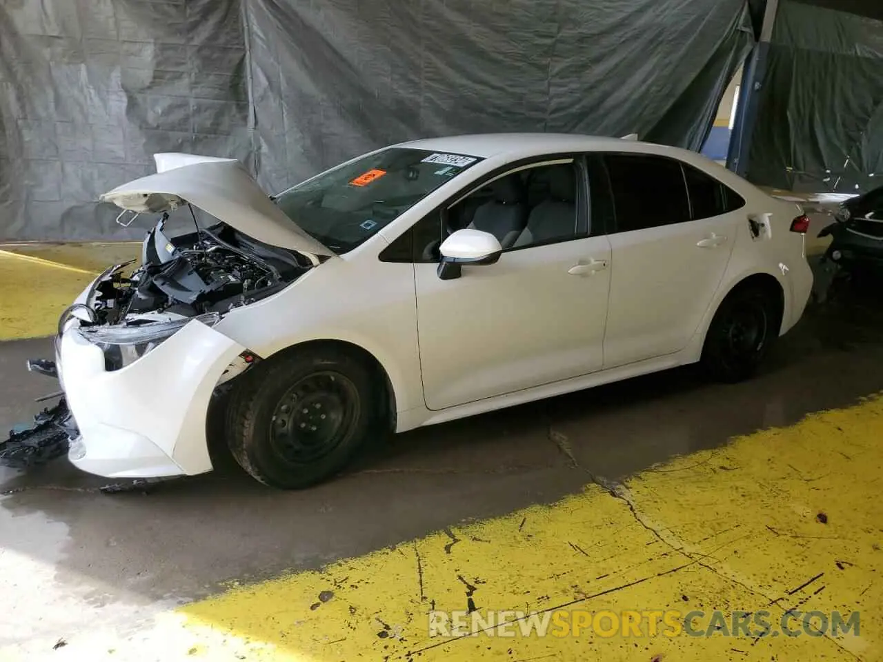 1 Photograph of a damaged car 5YFDPRAE3LP025898 TOYOTA COROLLA 2020