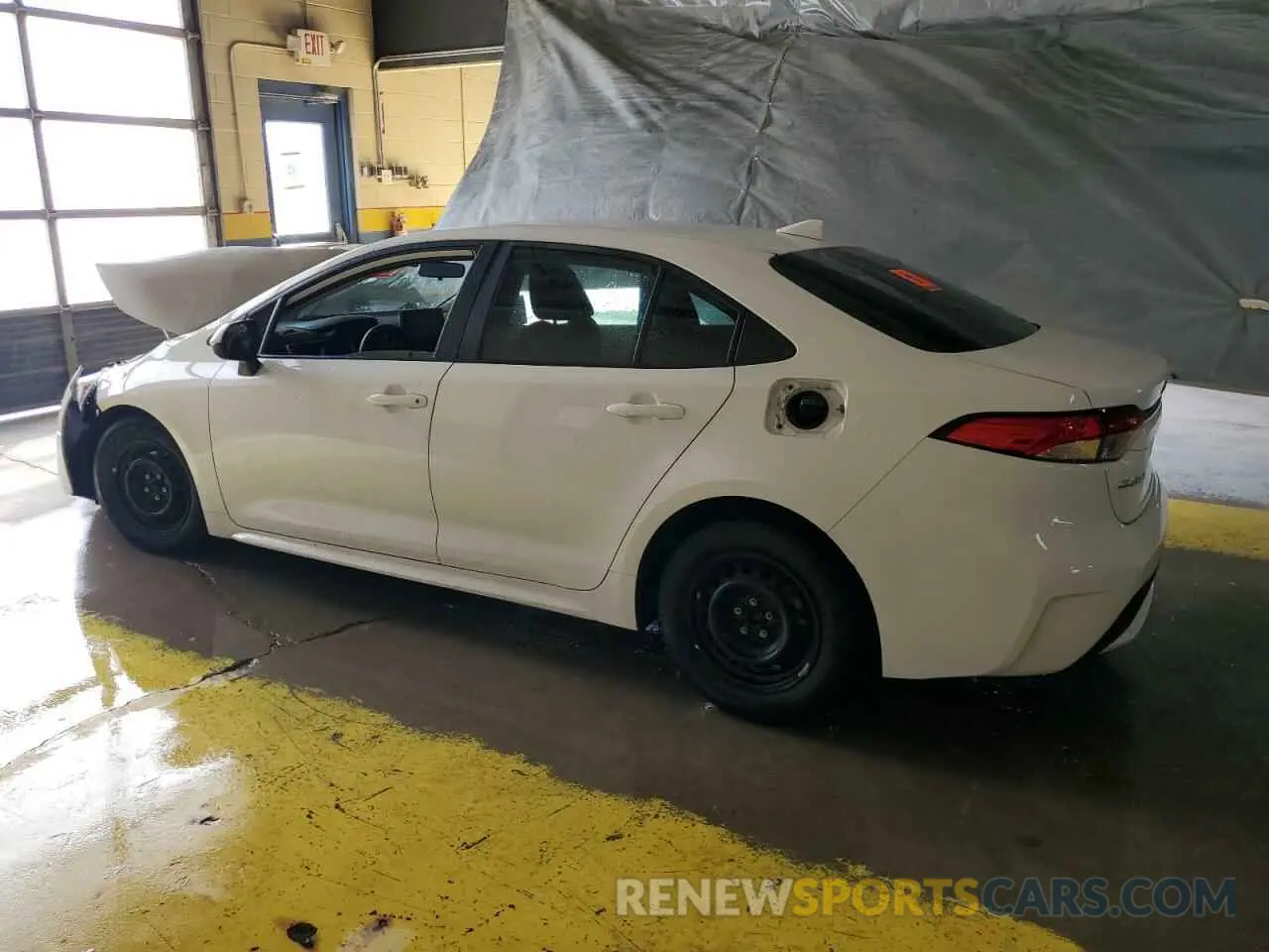 2 Photograph of a damaged car 5YFDPRAE3LP025898 TOYOTA COROLLA 2020