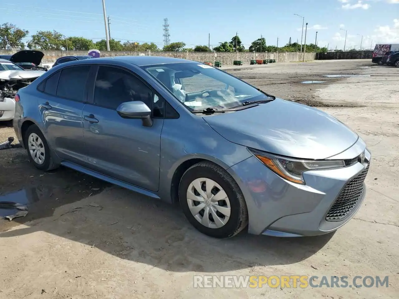 4 Photograph of a damaged car 5YFDPRAE3LP047187 TOYOTA COROLLA 2020