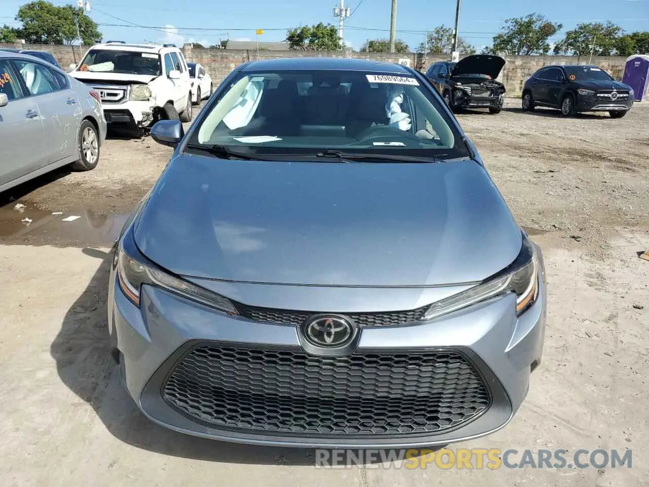5 Photograph of a damaged car 5YFDPRAE3LP047187 TOYOTA COROLLA 2020