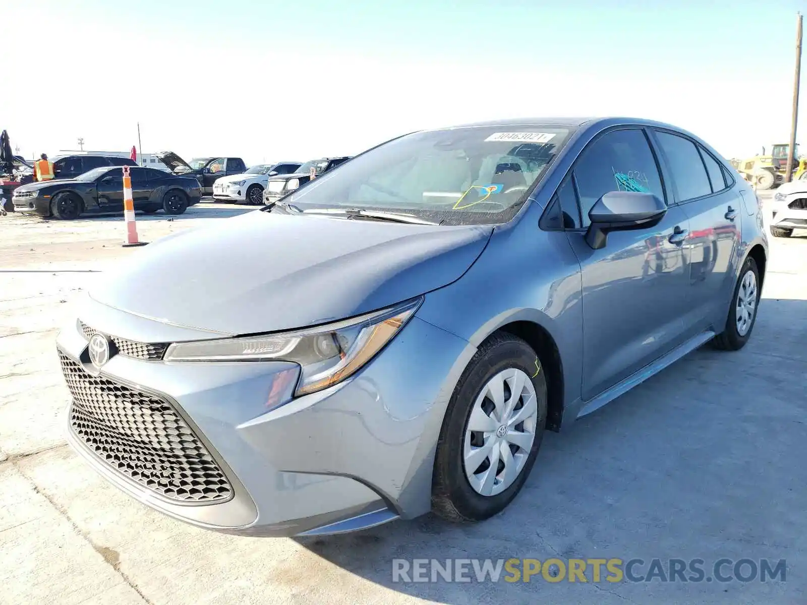 2 Photograph of a damaged car 5YFDPRAE3LP054088 TOYOTA COROLLA 2020