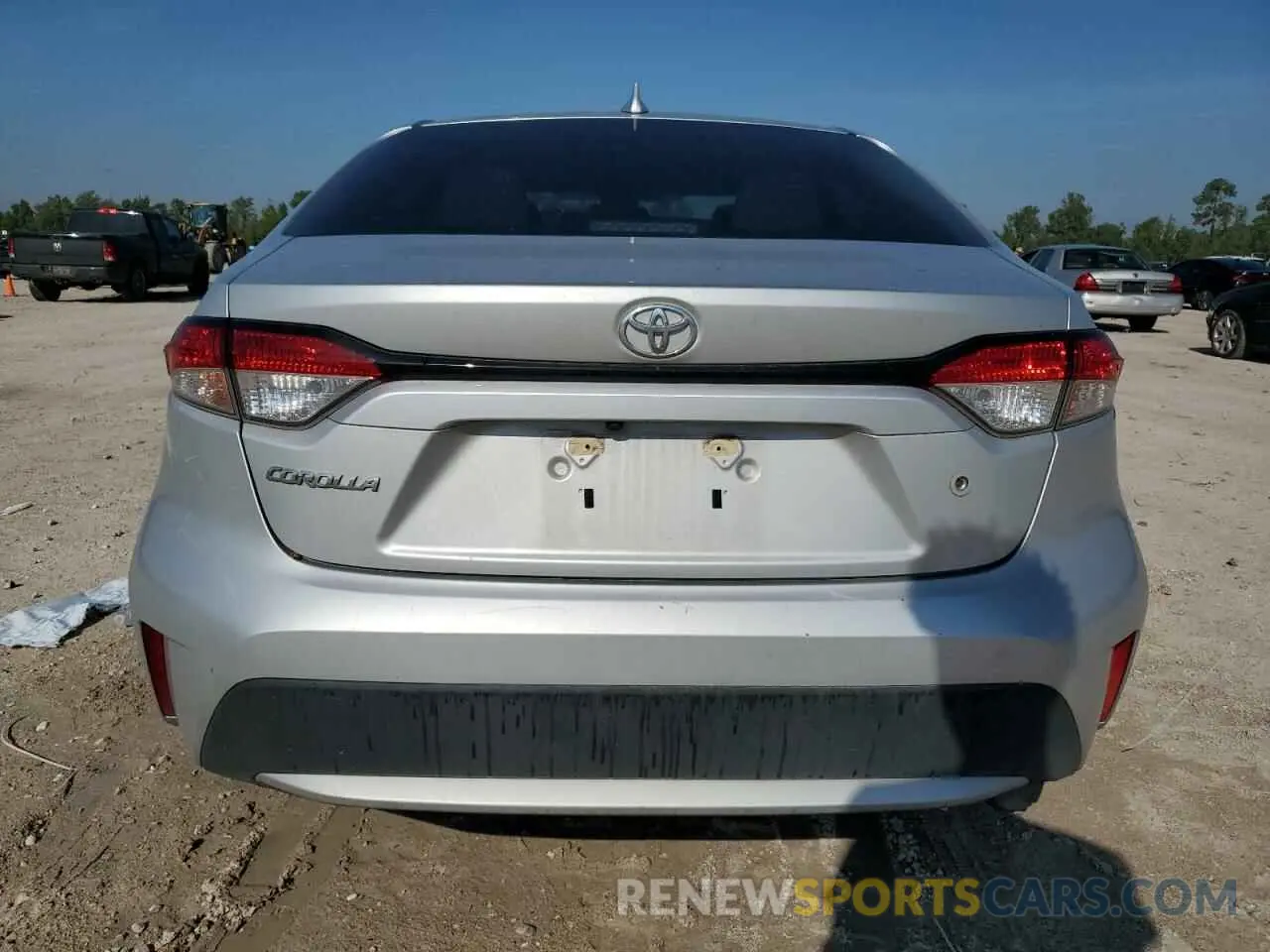 6 Photograph of a damaged car 5YFDPRAE3LP106528 TOYOTA COROLLA 2020