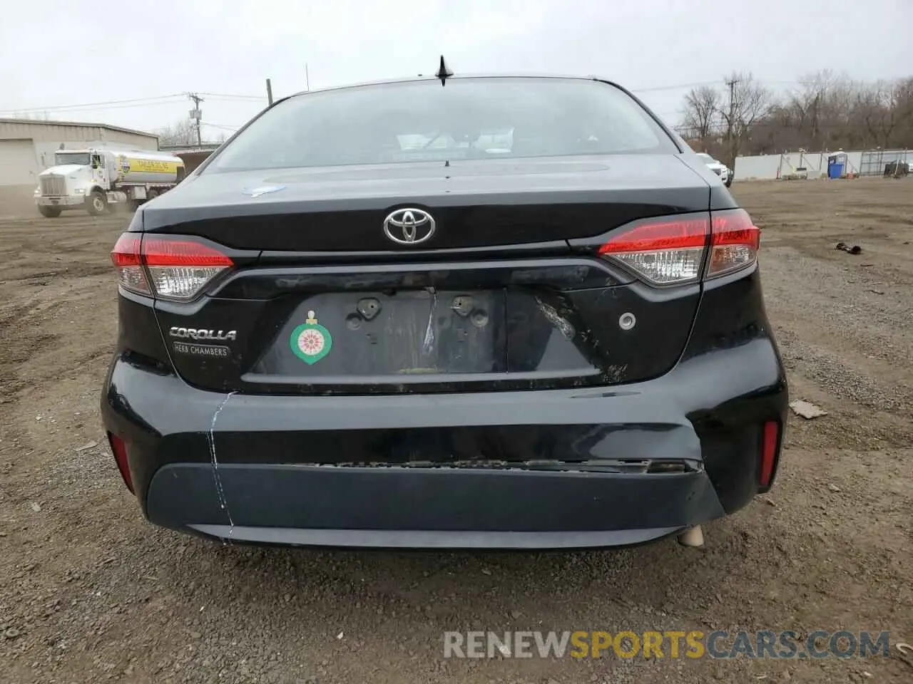 6 Photograph of a damaged car 5YFDPRAE5LP010710 TOYOTA COROLLA 2020