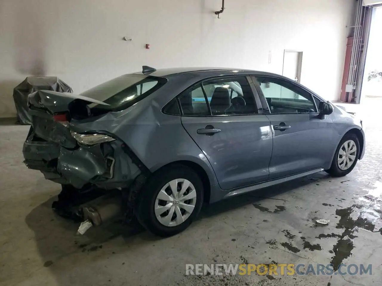 3 Photograph of a damaged car 5YFDPRAE8LP007445 TOYOTA COROLLA 2020
