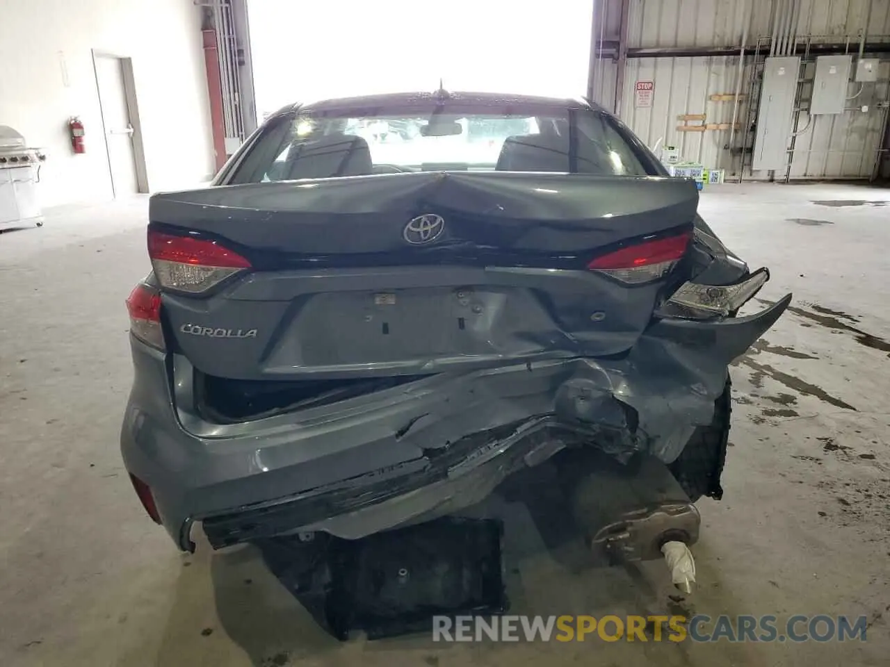 6 Photograph of a damaged car 5YFDPRAE8LP007445 TOYOTA COROLLA 2020