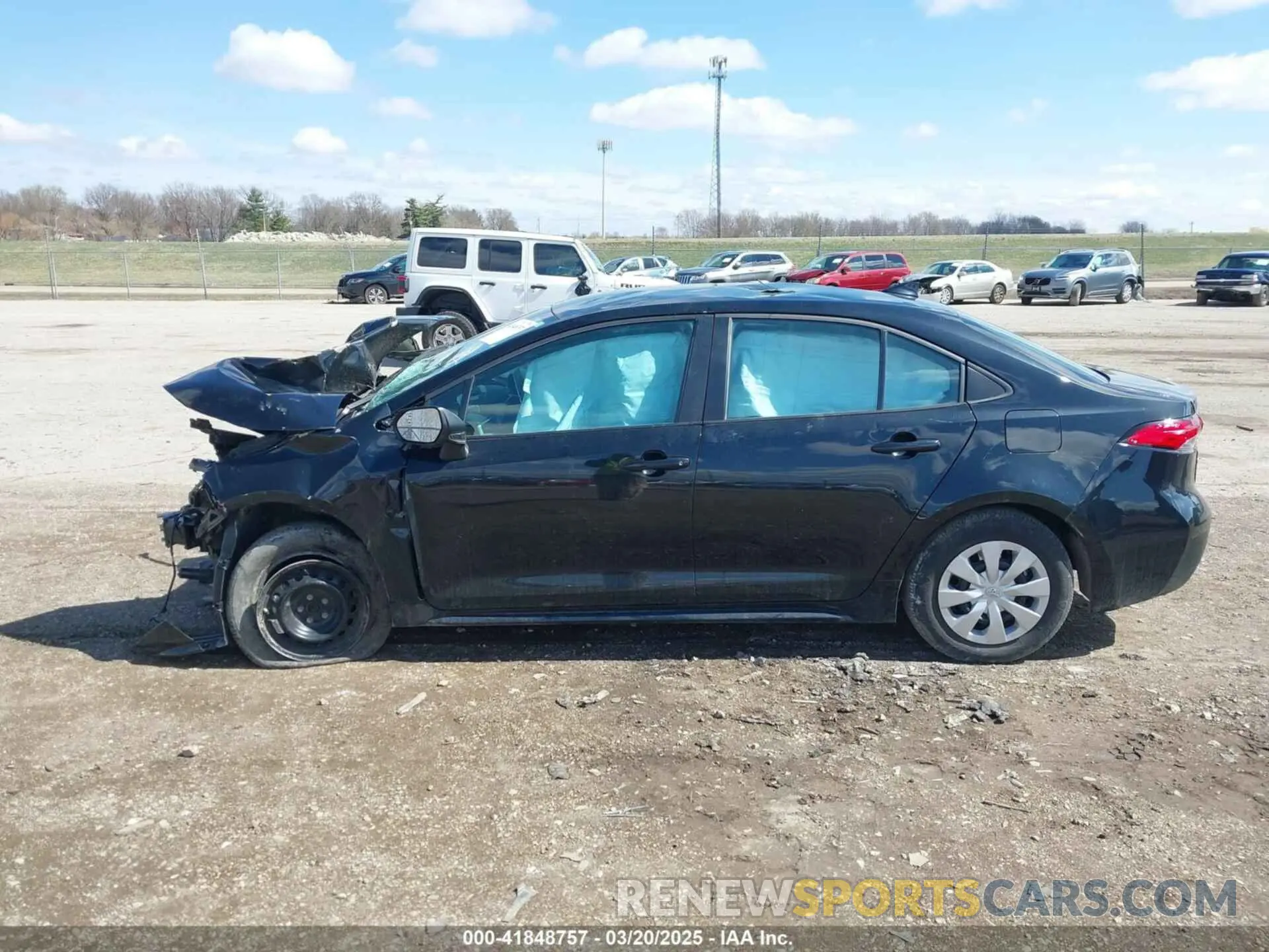 14 Photograph of a damaged car 5YFDPRAE9LP047985 TOYOTA COROLLA 2020