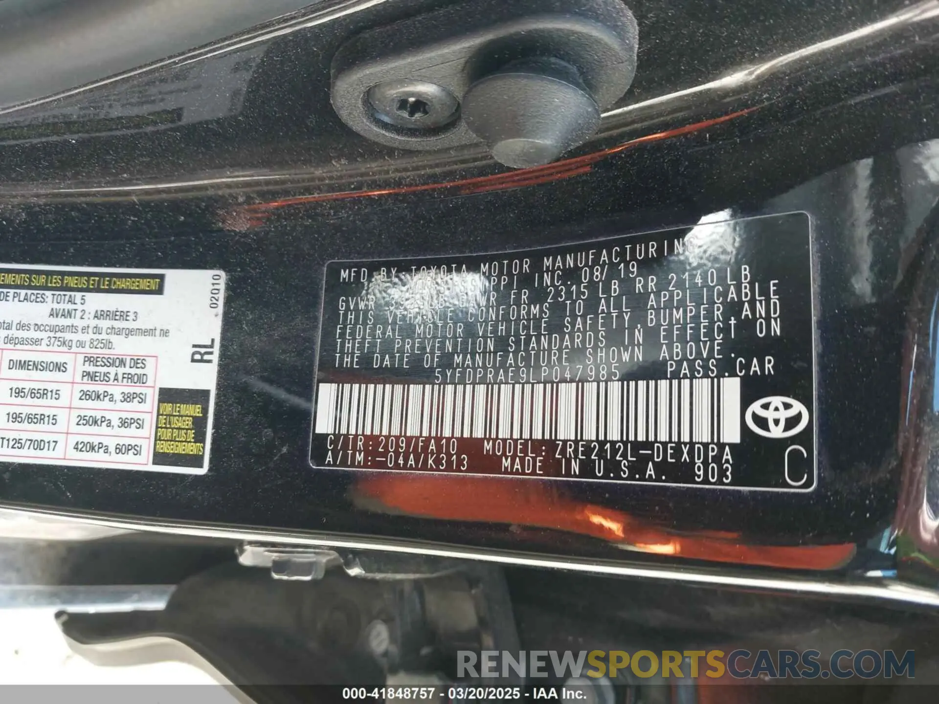 9 Photograph of a damaged car 5YFDPRAE9LP047985 TOYOTA COROLLA 2020