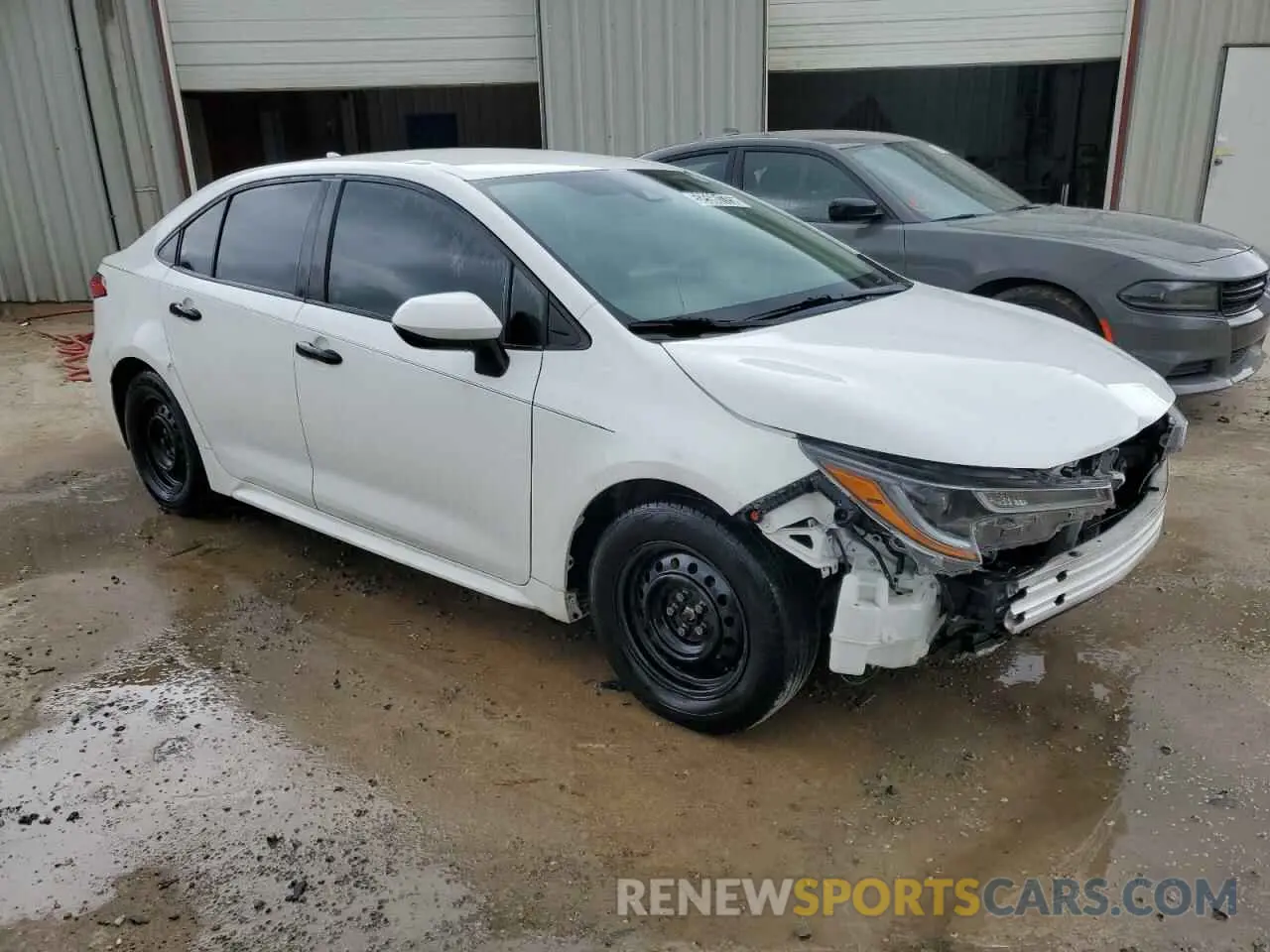4 Photograph of a damaged car 5YFDPRAEXLP067632 TOYOTA COROLLA 2020