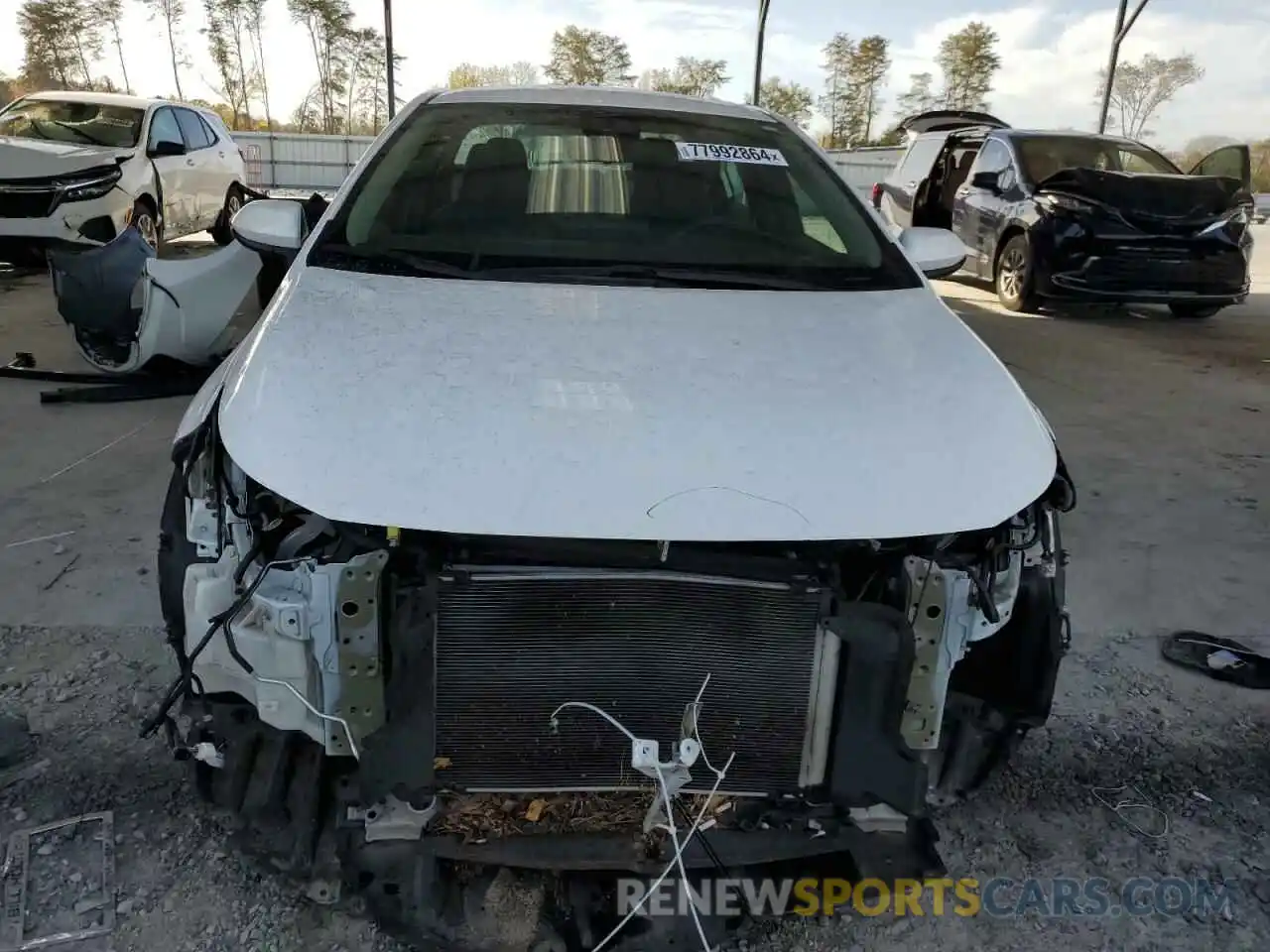 5 Photograph of a damaged car 5YFDPRAEXLP141003 TOYOTA COROLLA 2020