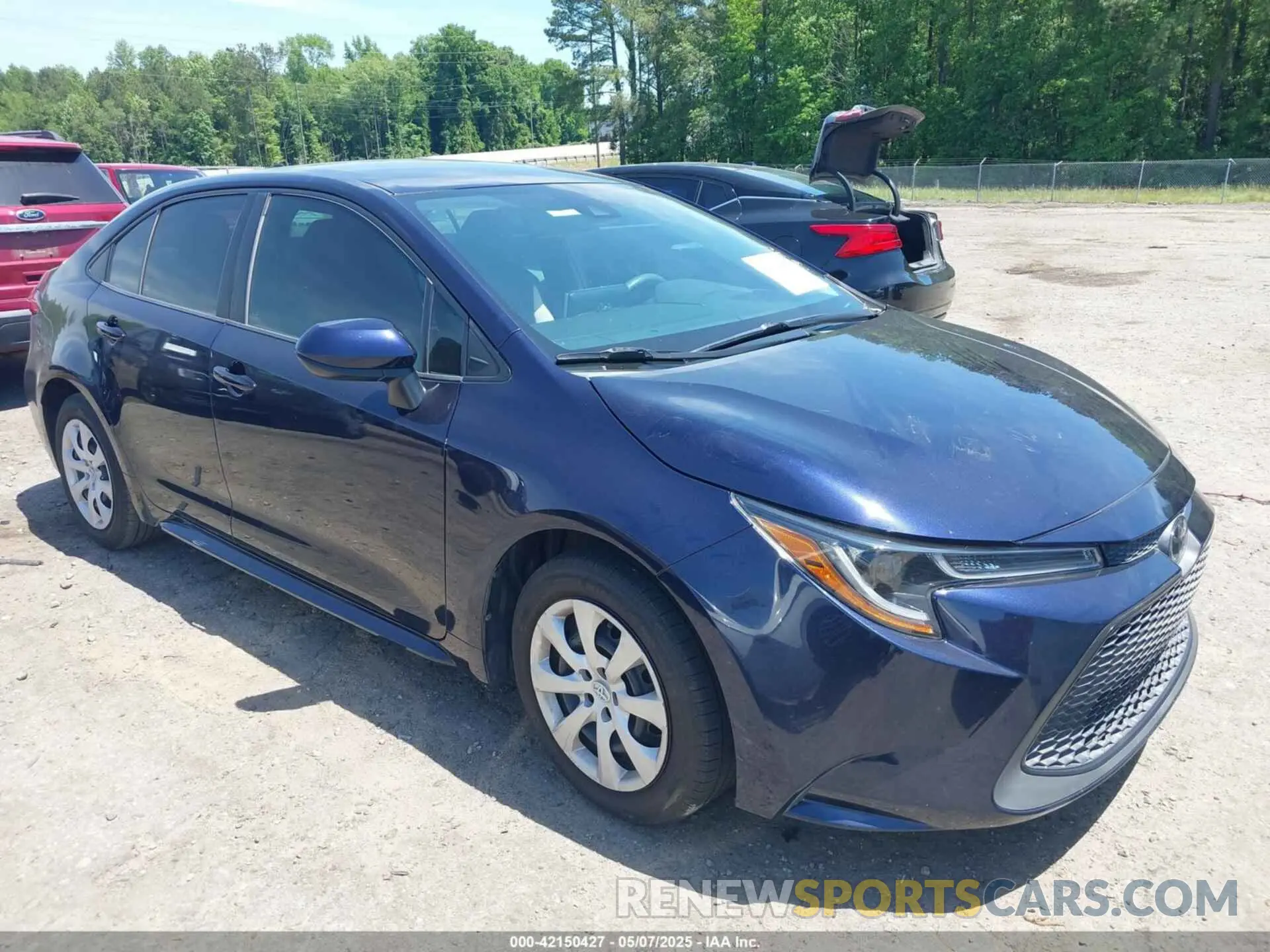 1 Photograph of a damaged car 5YFEPRAE0LP004074 TOYOTA COROLLA 2020