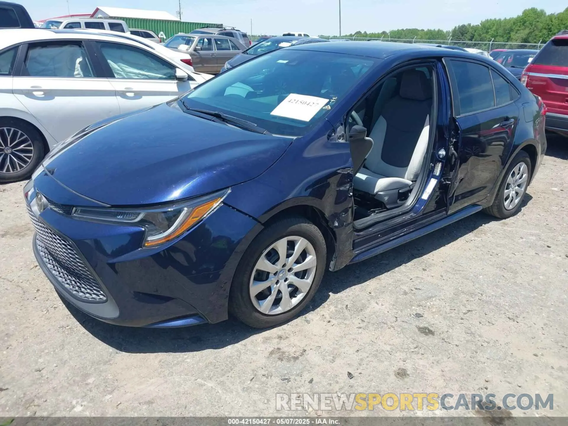 2 Photograph of a damaged car 5YFEPRAE0LP004074 TOYOTA COROLLA 2020