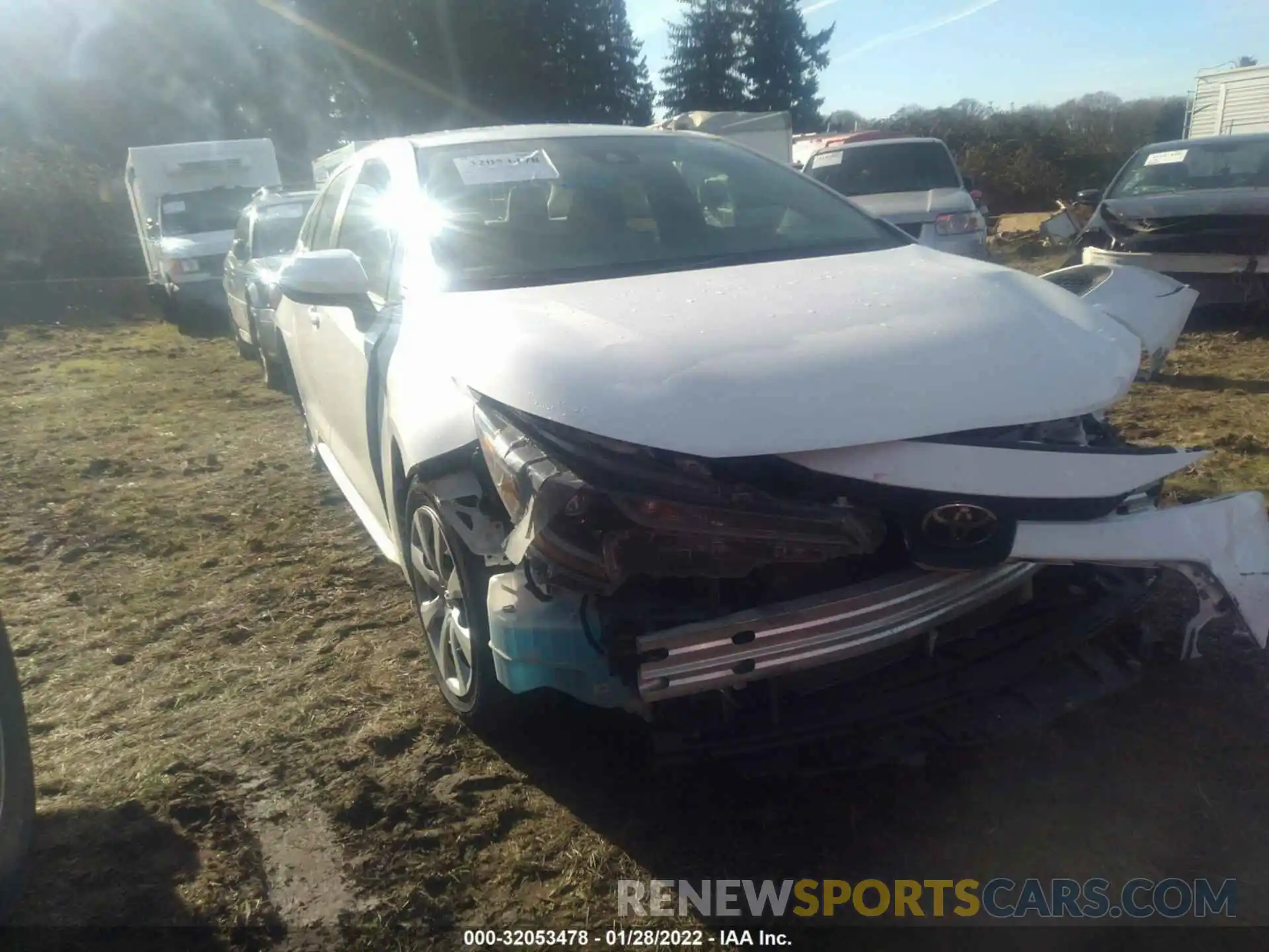 1 Photograph of a damaged car 5YFEPRAE0LP011963 TOYOTA COROLLA 2020