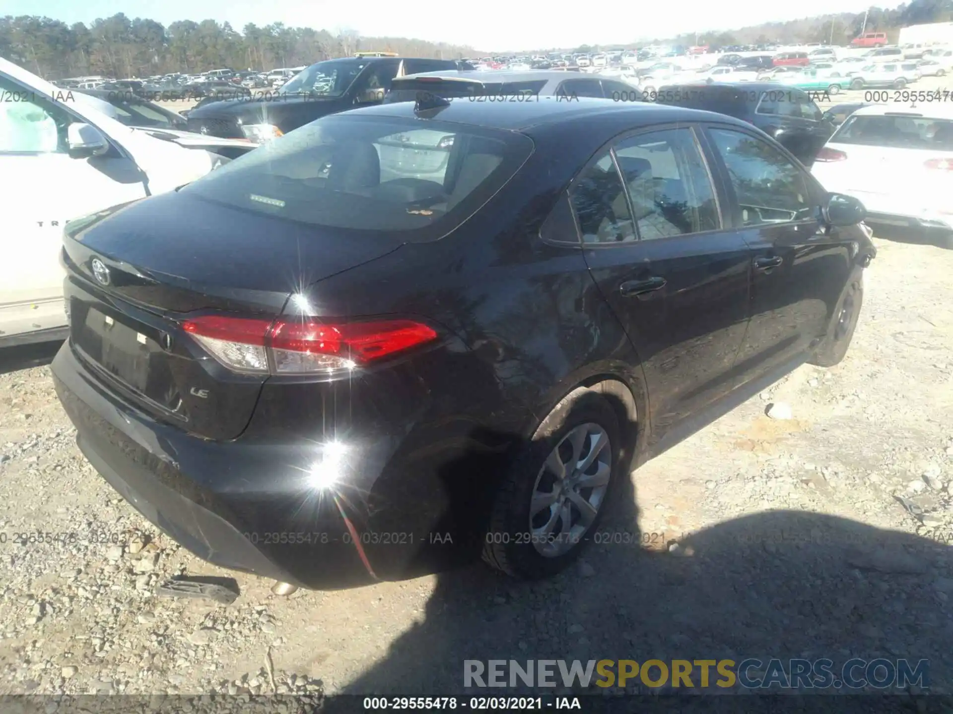 4 Photograph of a damaged car 5YFEPRAE0LP020517 TOYOTA COROLLA 2020