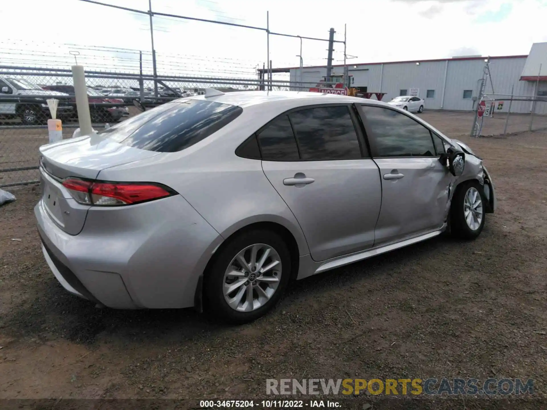 4 Photograph of a damaged car 5YFEPRAE0LP029864 TOYOTA COROLLA 2020