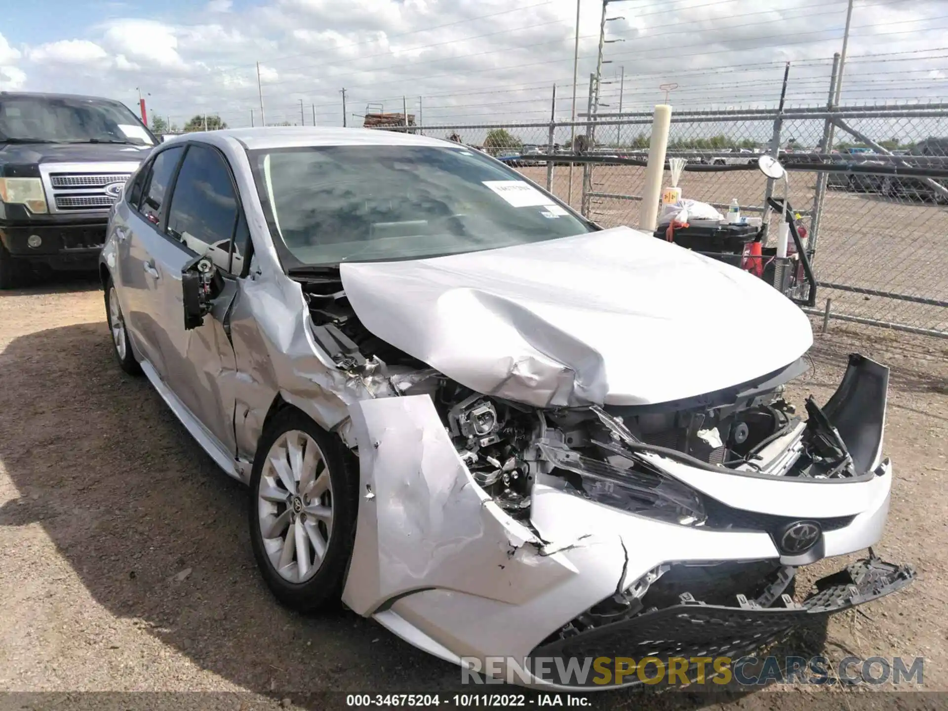 6 Photograph of a damaged car 5YFEPRAE0LP029864 TOYOTA COROLLA 2020