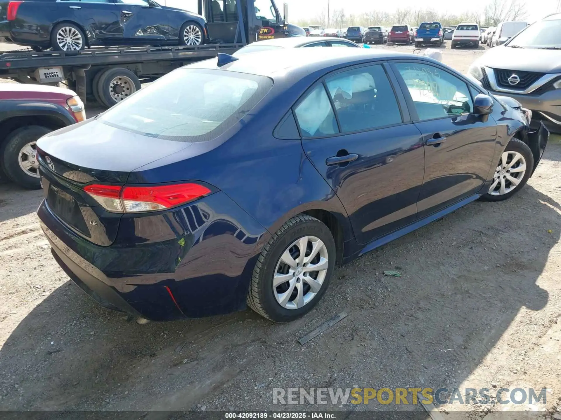 4 Photograph of a damaged car 5YFEPRAE0LP042985 TOYOTA COROLLA 2020