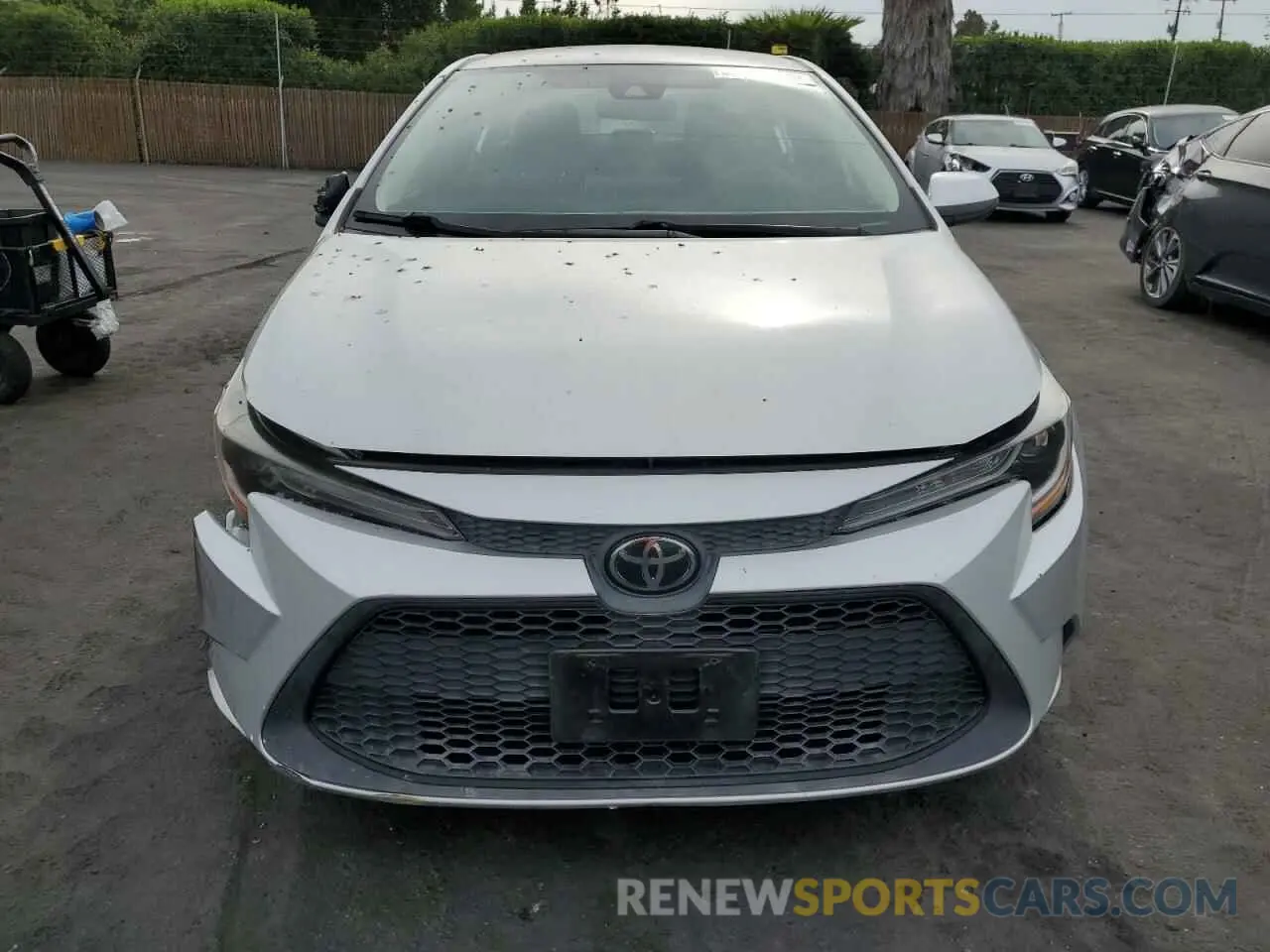5 Photograph of a damaged car 5YFEPRAE0LP045479 TOYOTA COROLLA 2020