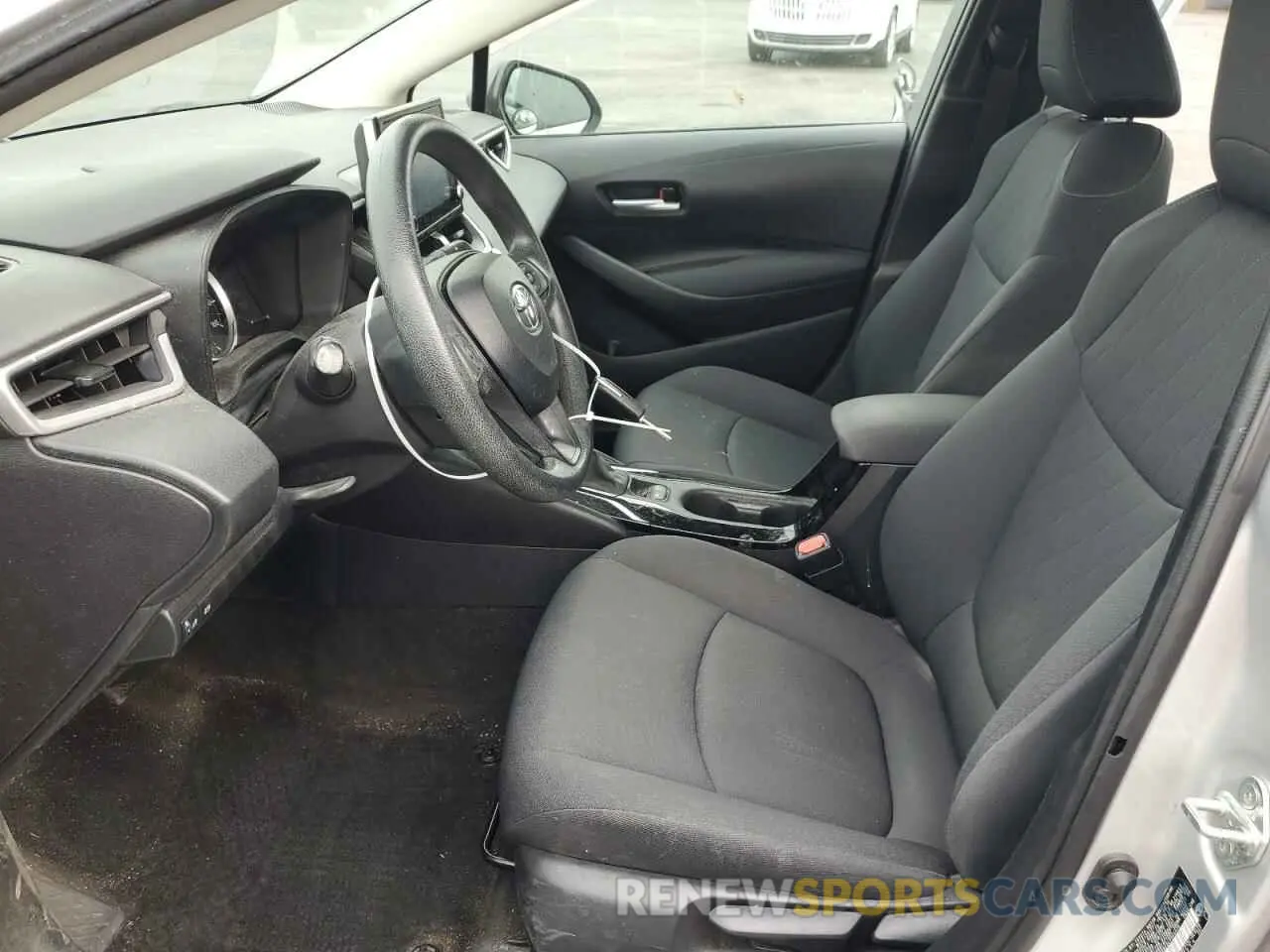 7 Photograph of a damaged car 5YFEPRAE0LP045479 TOYOTA COROLLA 2020