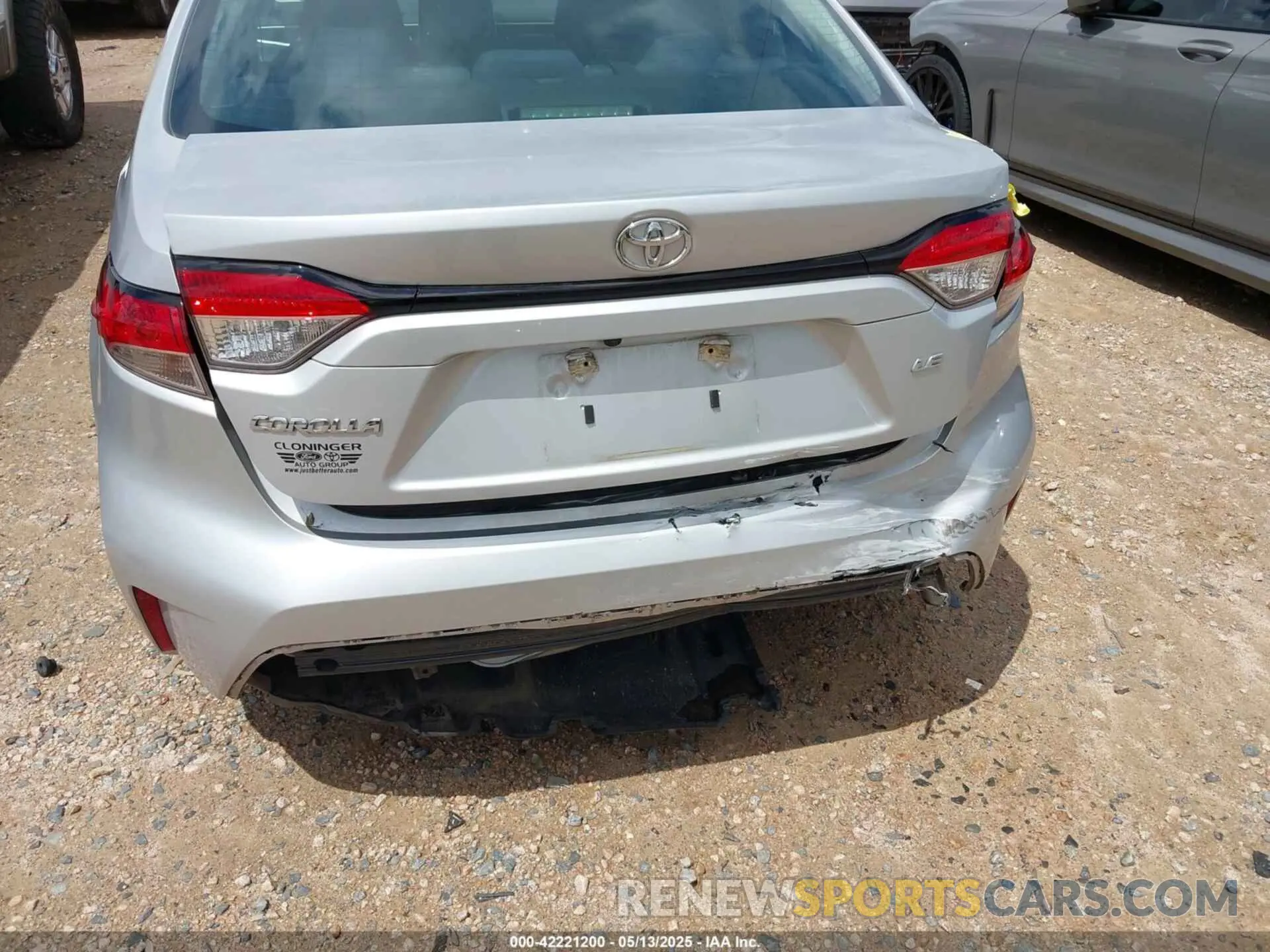 6 Photograph of a damaged car 5YFEPRAE0LP050018 TOYOTA COROLLA 2020
