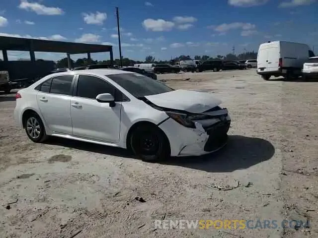 11 Photograph of a damaged car 5YFEPRAE0LP052173 TOYOTA COROLLA 2020