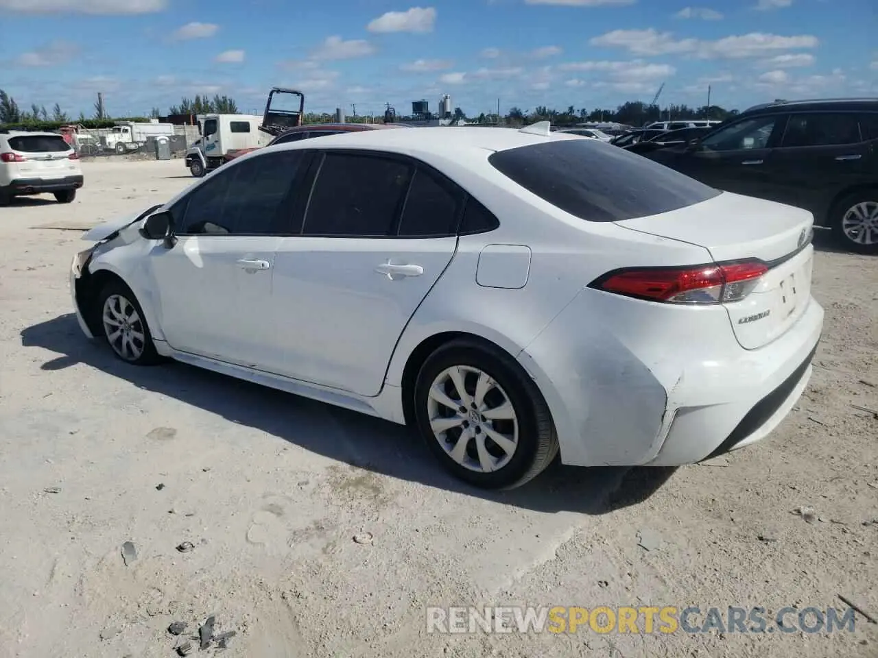 2 Photograph of a damaged car 5YFEPRAE0LP052173 TOYOTA COROLLA 2020