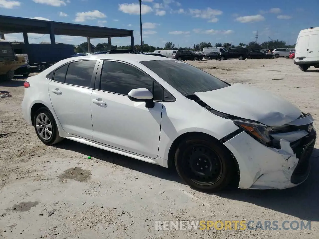 4 Photograph of a damaged car 5YFEPRAE0LP052173 TOYOTA COROLLA 2020
