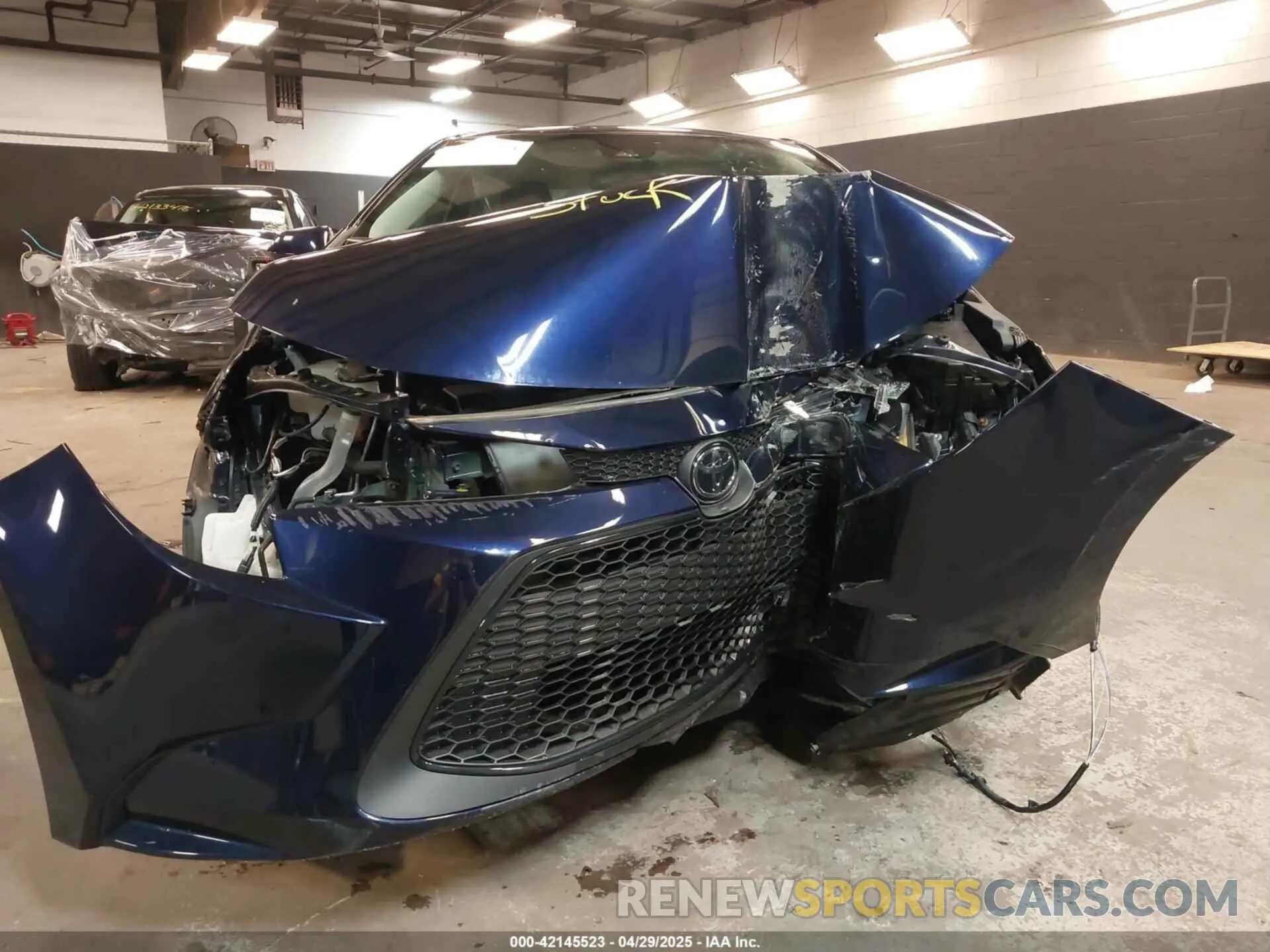 13 Photograph of a damaged car 5YFEPRAE0LP055851 TOYOTA COROLLA 2020