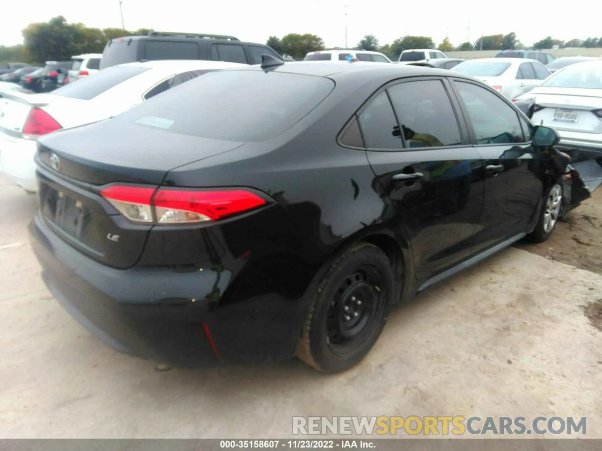 4 Photograph of a damaged car 5YFEPRAE0LP058068 TOYOTA COROLLA 2020
