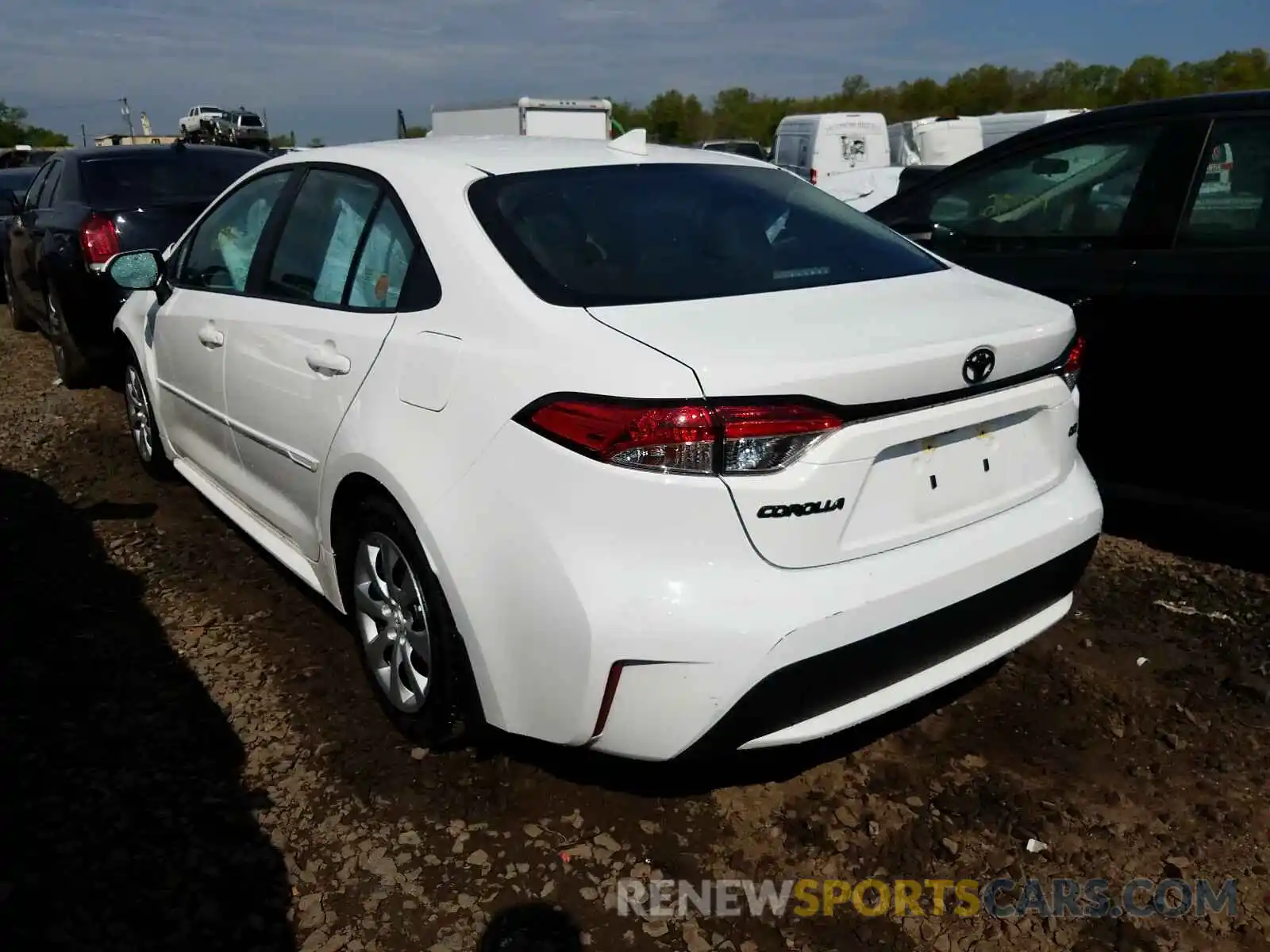 3 Photograph of a damaged car 5YFEPRAE0LP059429 TOYOTA COROLLA 2020