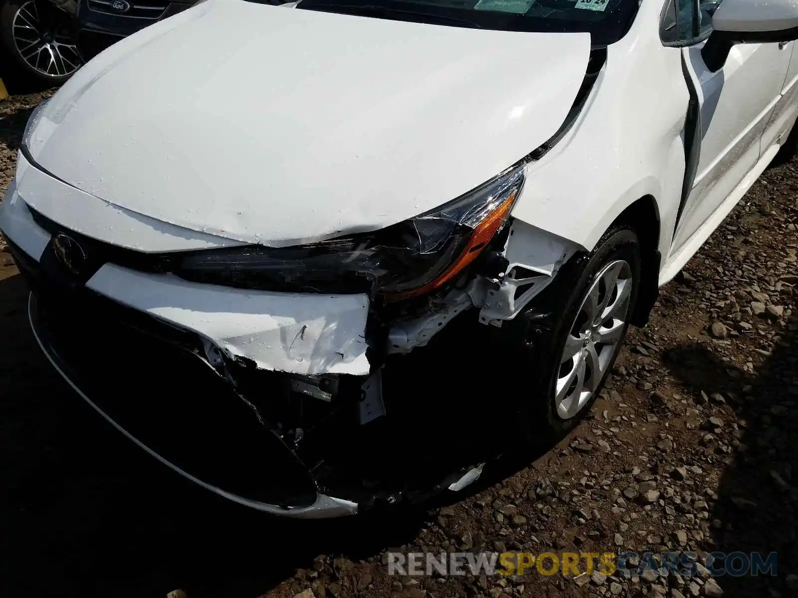 9 Photograph of a damaged car 5YFEPRAE0LP059429 TOYOTA COROLLA 2020