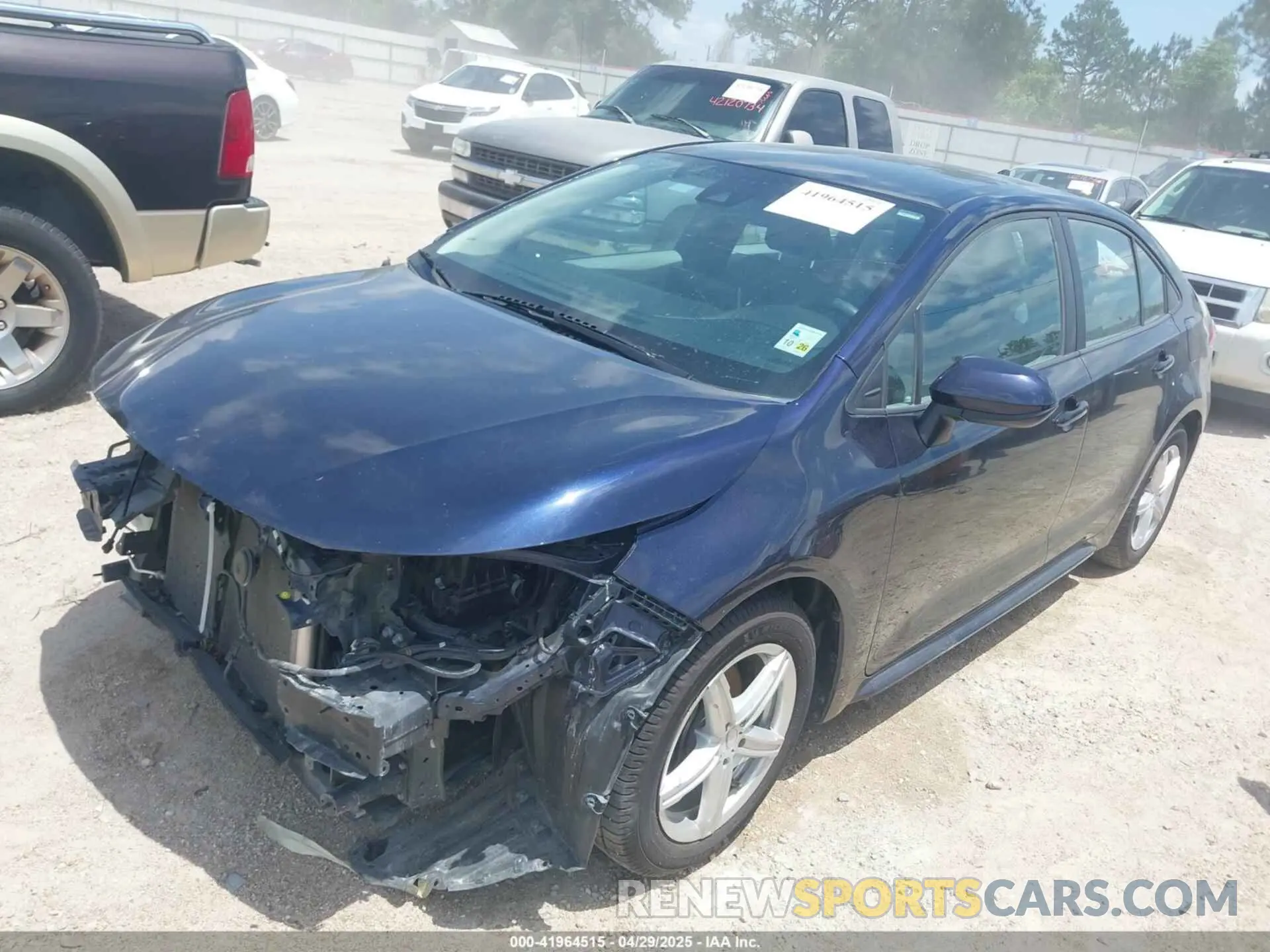 2 Photograph of a damaged car 5YFEPRAE0LP073119 TOYOTA COROLLA 2020